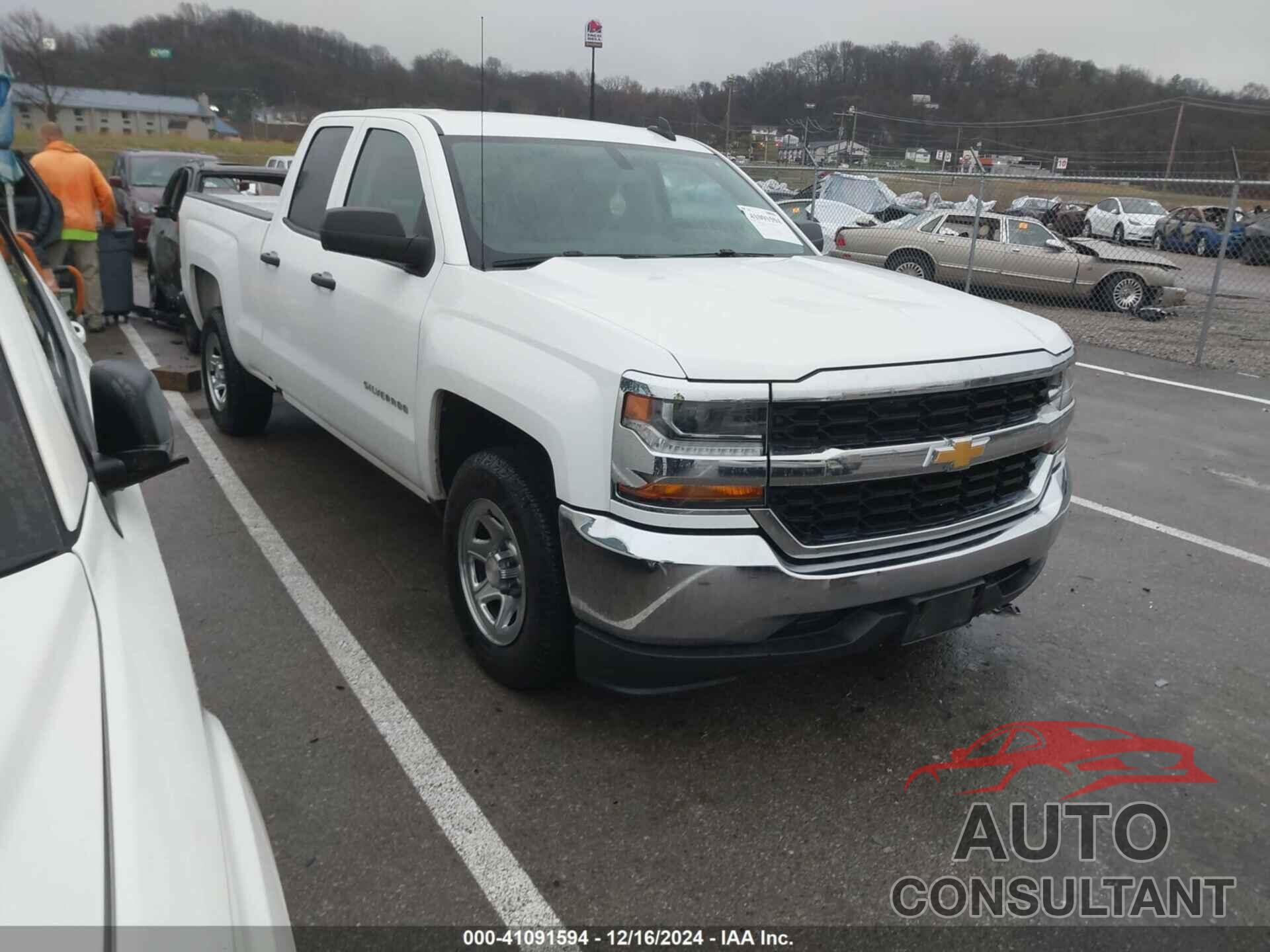 CHEVROLET SILVERADO 1500 2017 - 1GCRCNEH6HZ269203