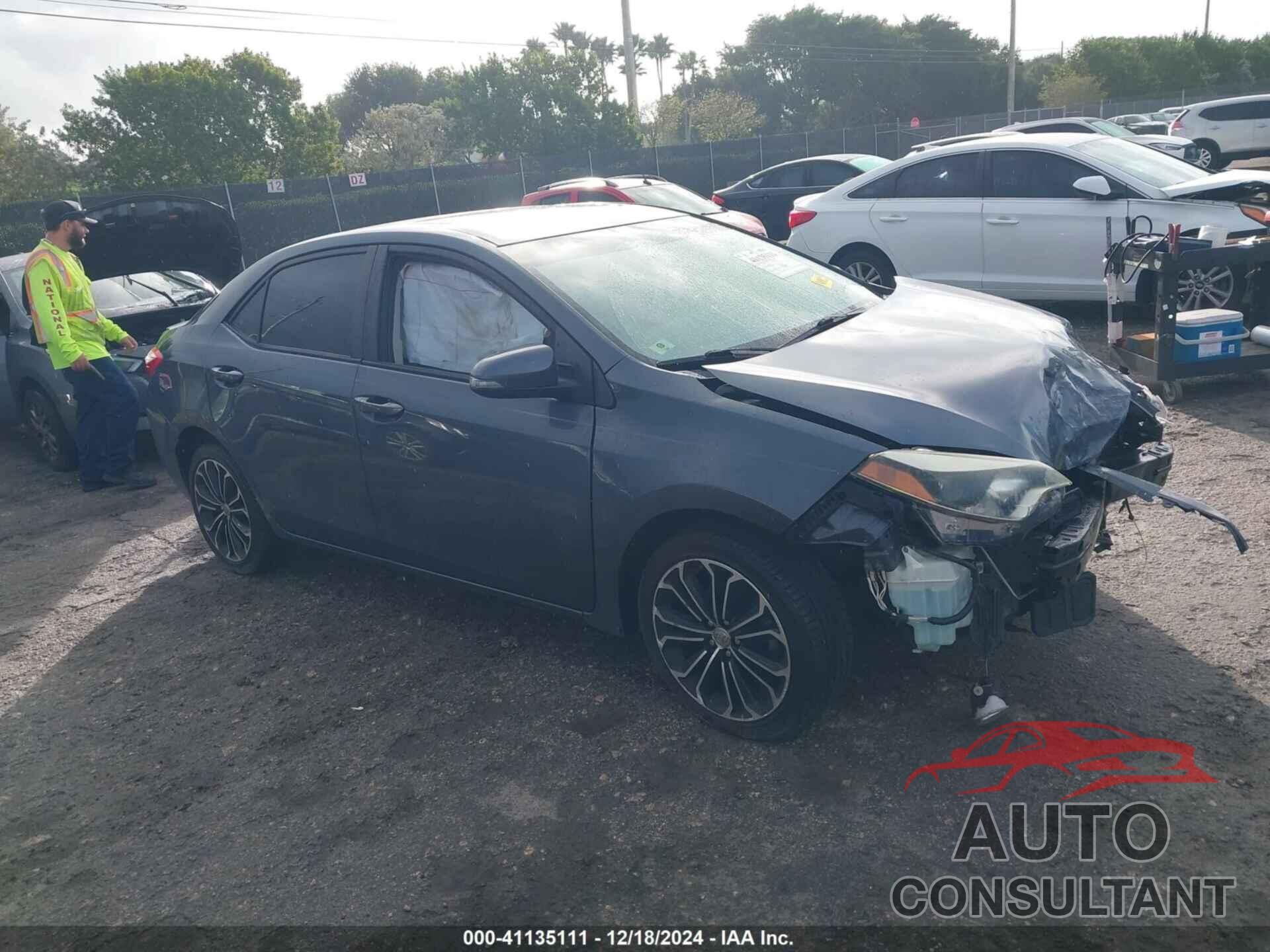 TOYOTA COROLLA 2015 - 2T1BURHE1FC282830
