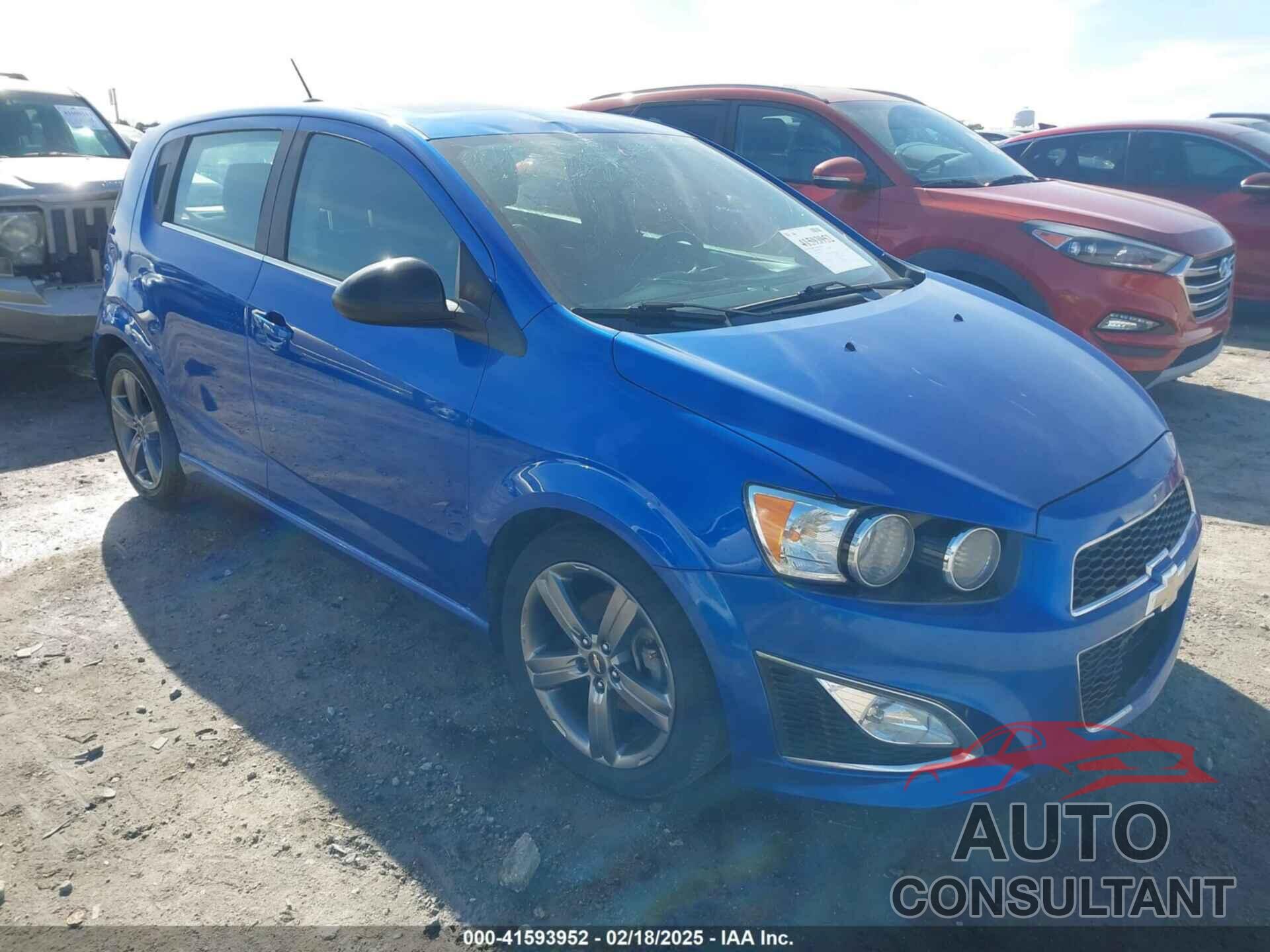 CHEVROLET SONIC 2016 - 1G1JG6SB0G4130678