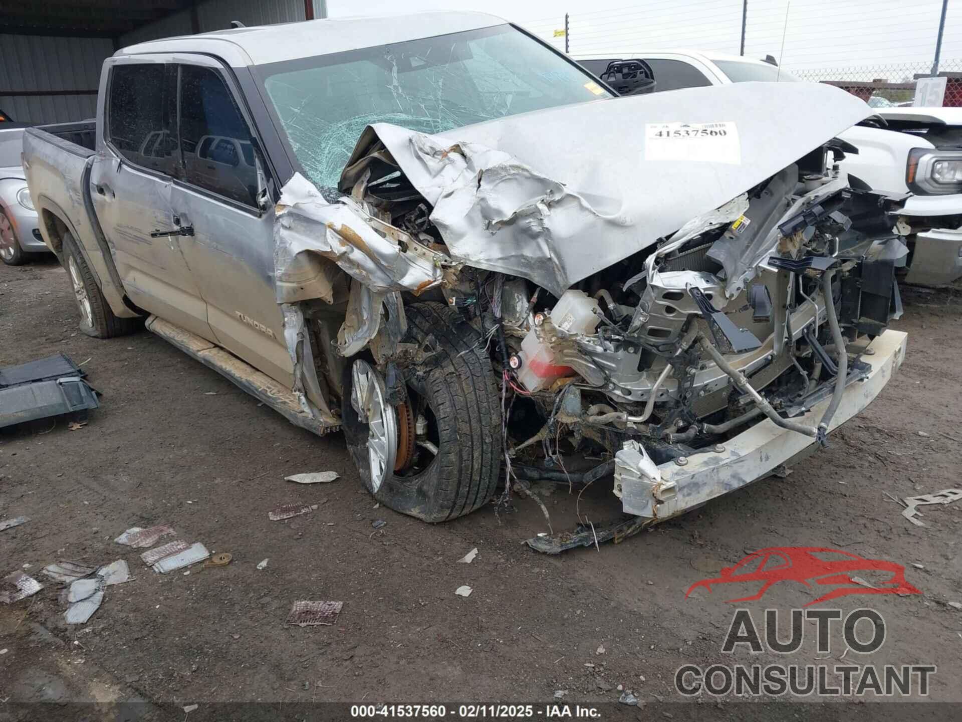 TOYOTA TUNDRA 2022 - 5TFLA5DB1NX017228
