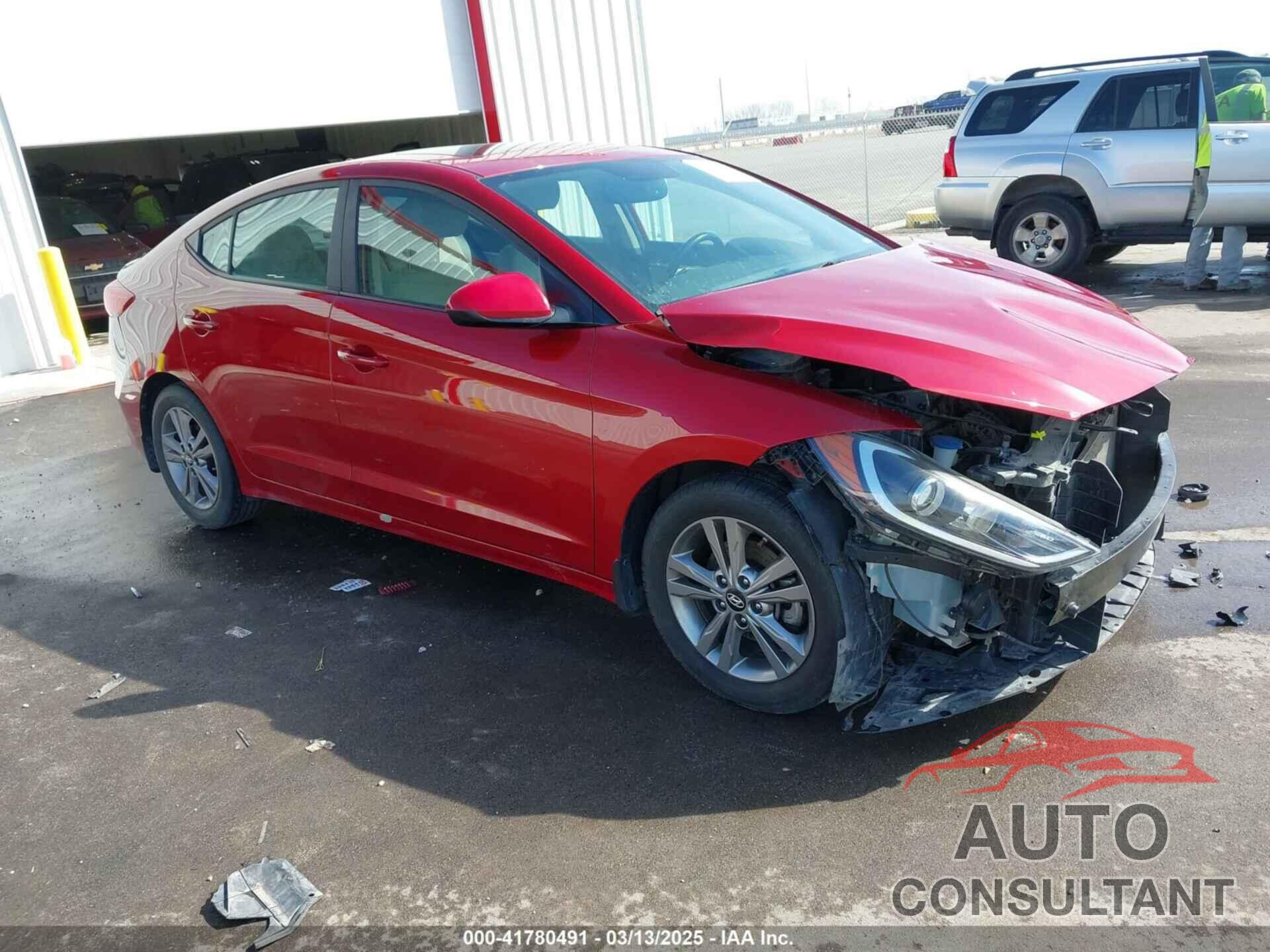 HYUNDAI ELANTRA 2018 - KMHD84LF3JU657009