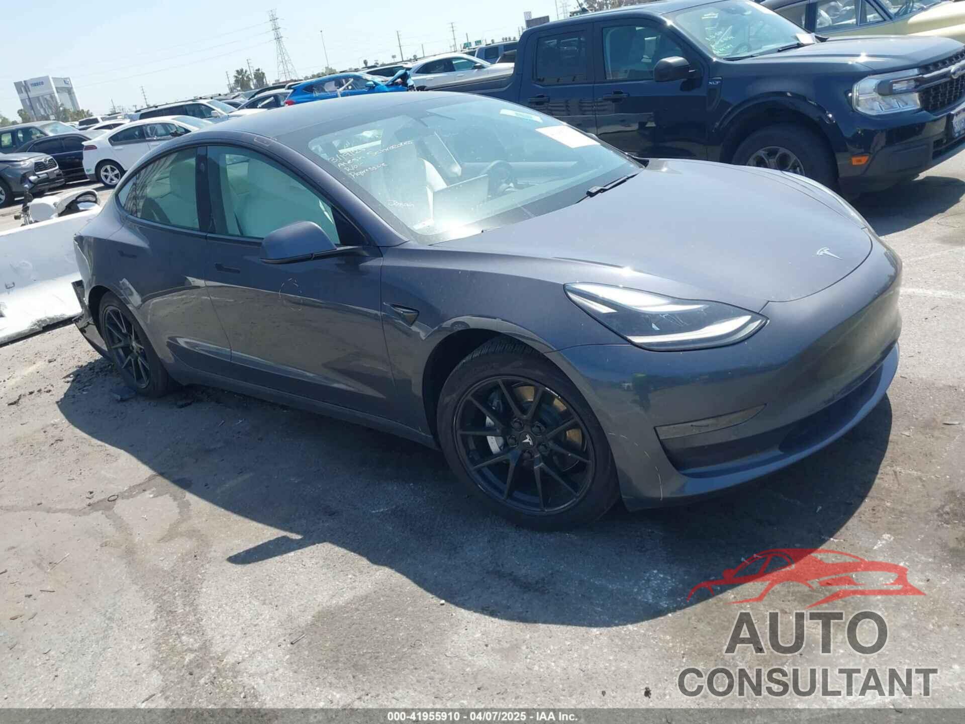 TESLA MODEL 3 2021 - 5YJ3E1EA5MF069652