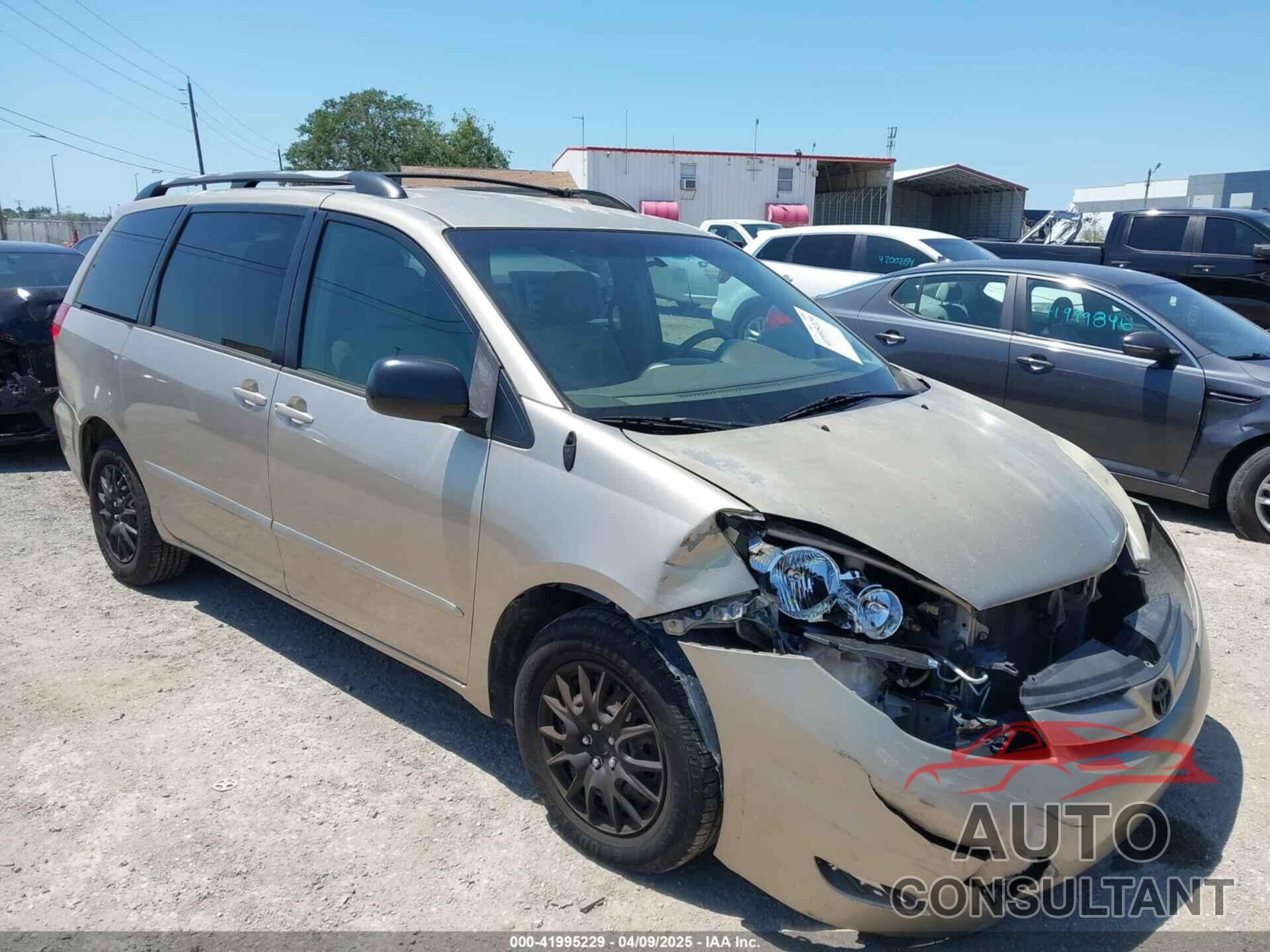TOYOTA SIENNA 2010 - 5TDKK4CC5AS325175
