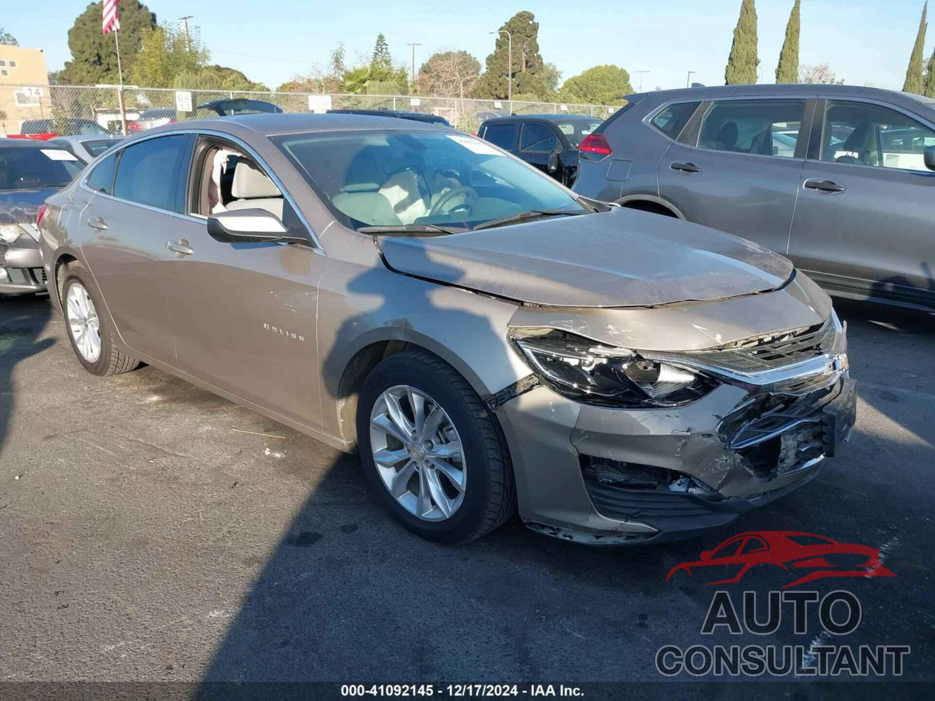 CHEVROLET MALIBU 2022 - 1G1ZD5ST5NF152840