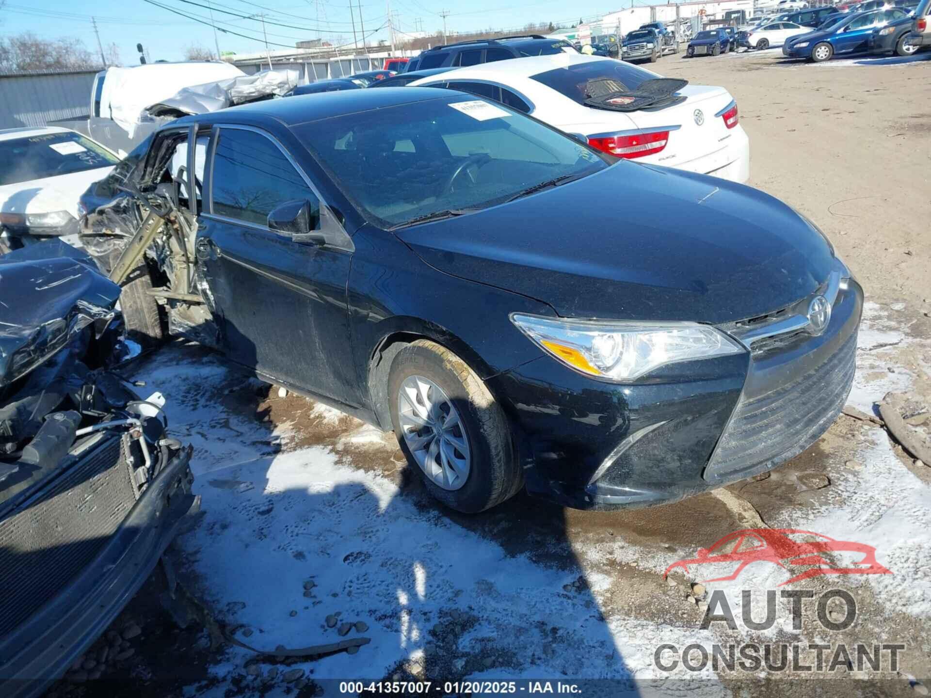TOYOTA CAMRY 2016 - 4T4BF1FK3GR570892