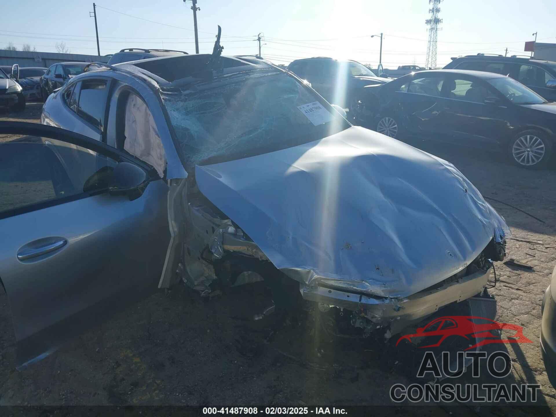 MERCEDES-BENZ GLC 300 2025 - W1NKJ4HB2SF264865