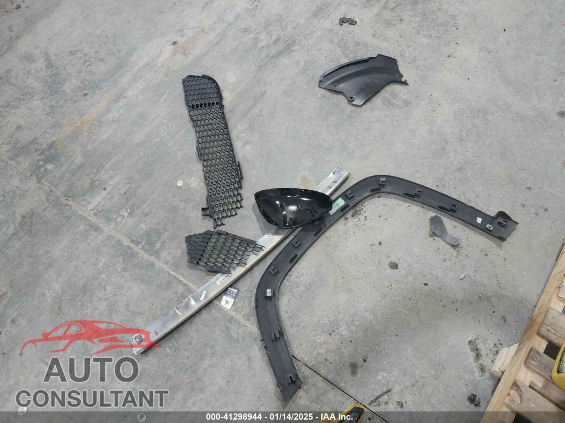 JEEP COMPASS 2020 - 3C4NJDCB2LT239225