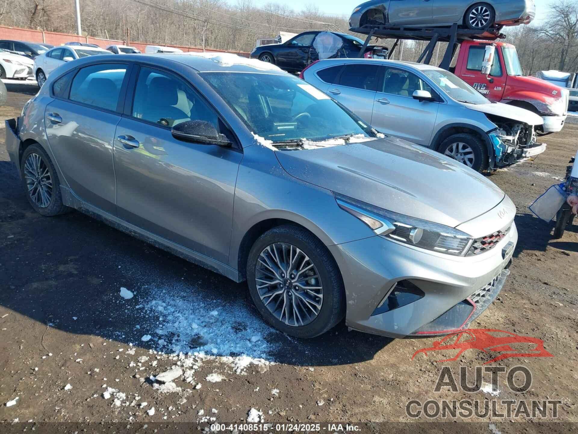 KIA FORTE 2023 - 3KPF54AD9PE562548