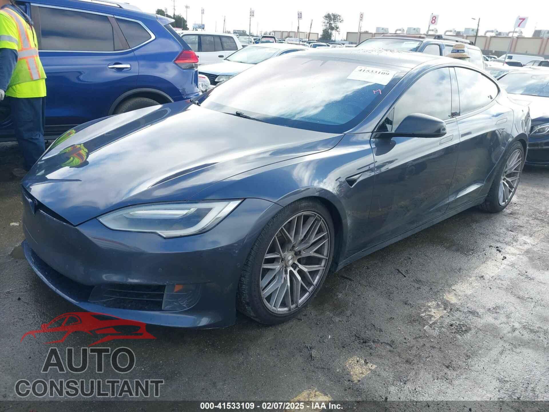 TESLA MODEL S 2017 - 5YJSA1E28HF202944