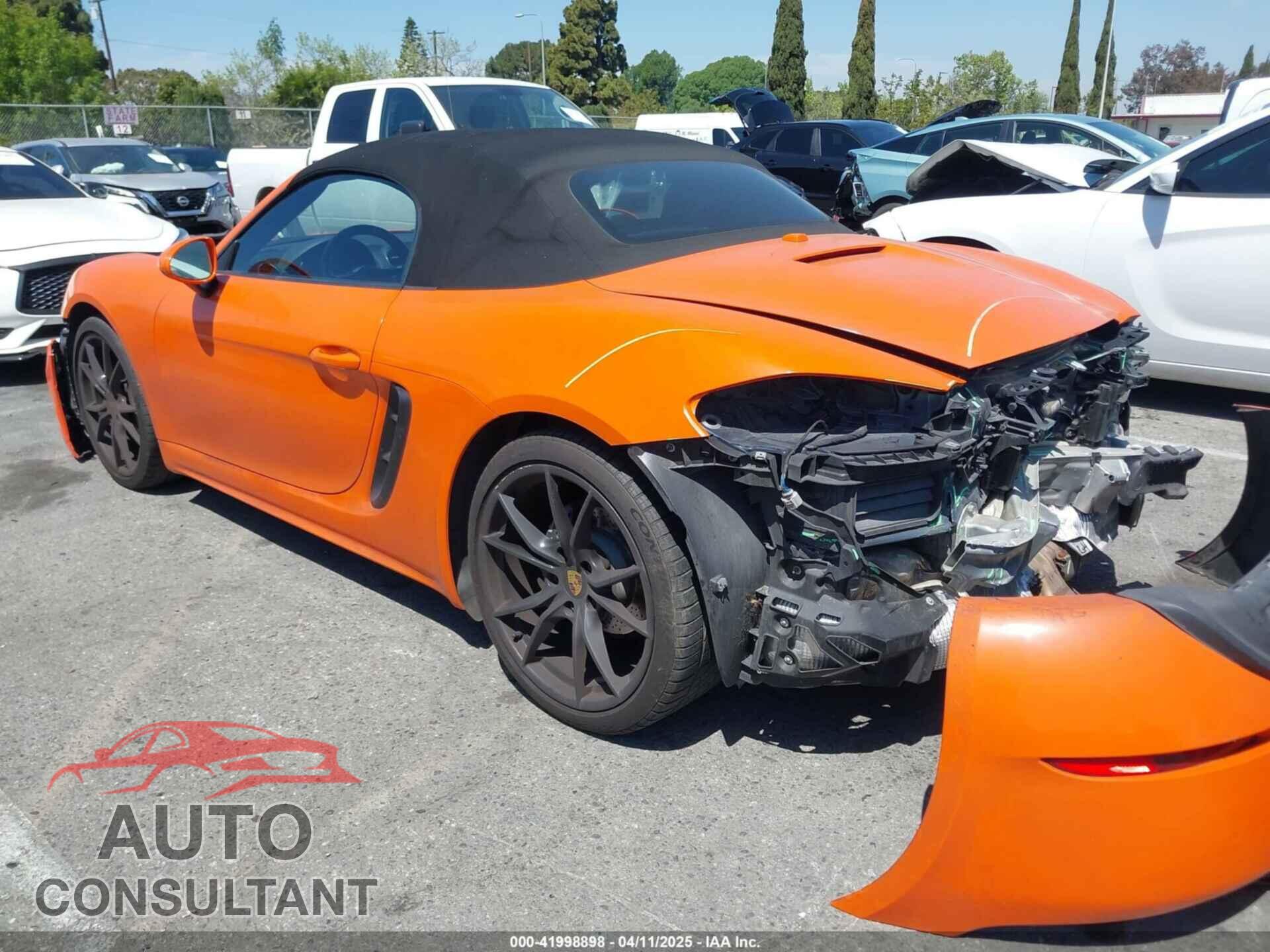 PORSCHE 718 BOXSTER 2018 - WP0CA2A81JS210719