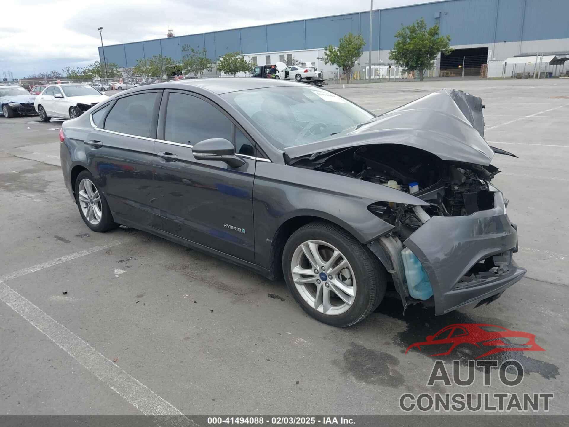 FORD FUSION HYBRID 2018 - 3FA6P0LU8JR195096