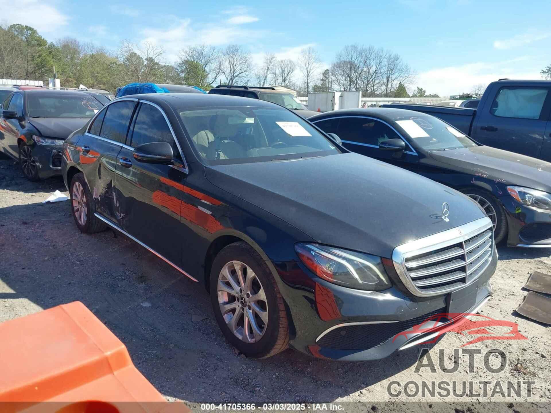MERCEDES-BENZ E 300 2018 - WDDZF4KB3JA378679
