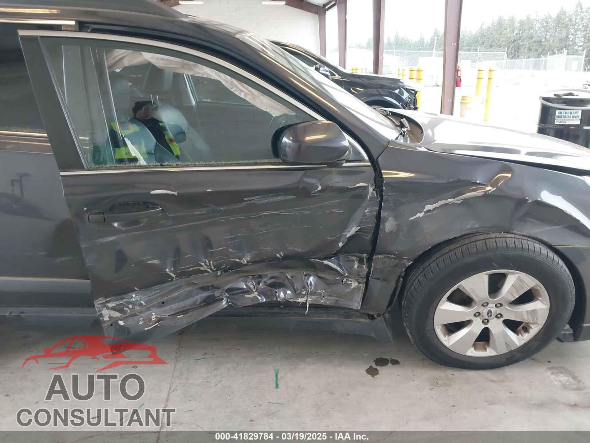 SUBARU OUTBACK 2012 - 4S4BRBKC2C3254308