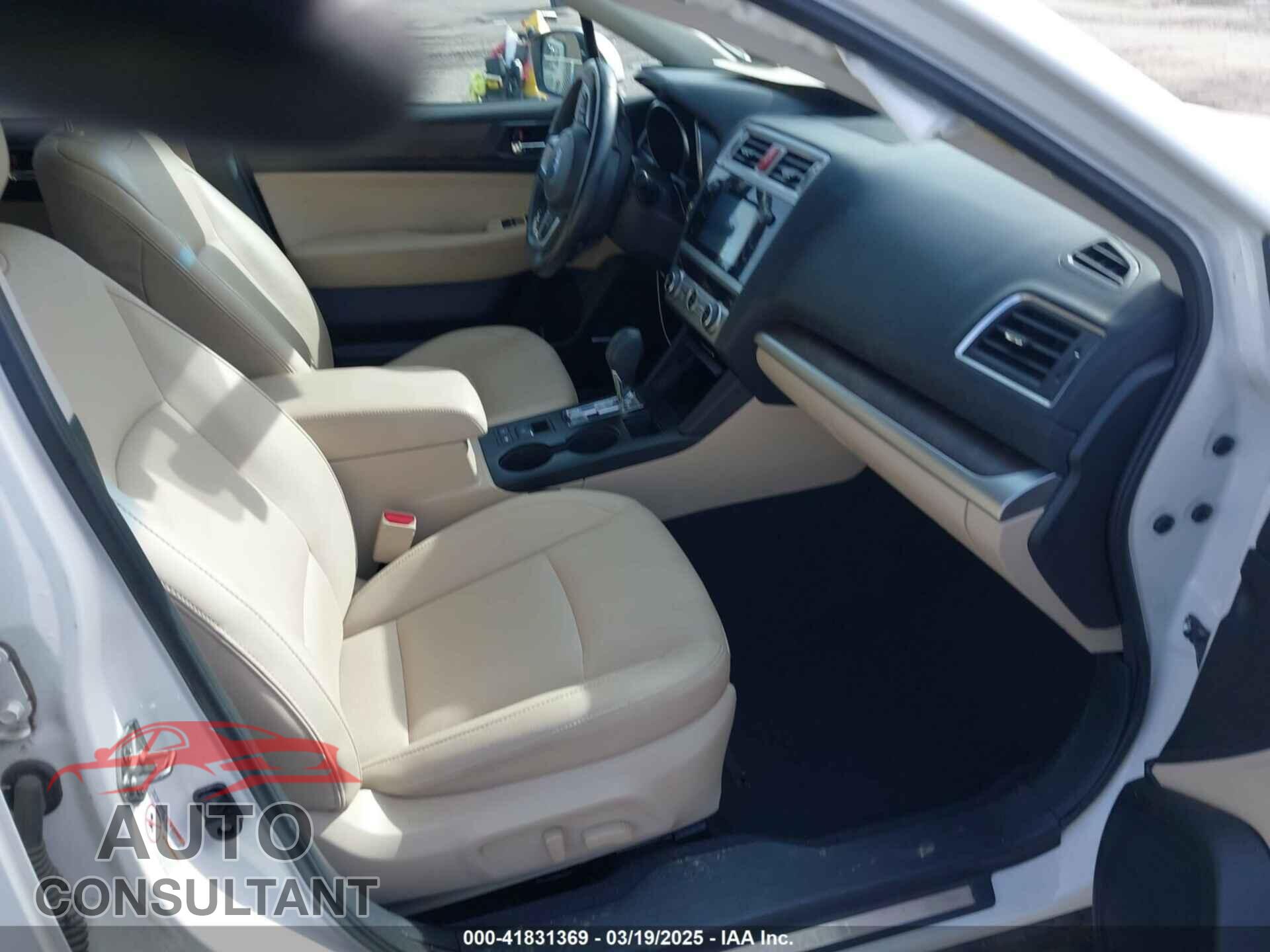 SUBARU OUTBACK 2017 - 4S4BSANC7H3207616