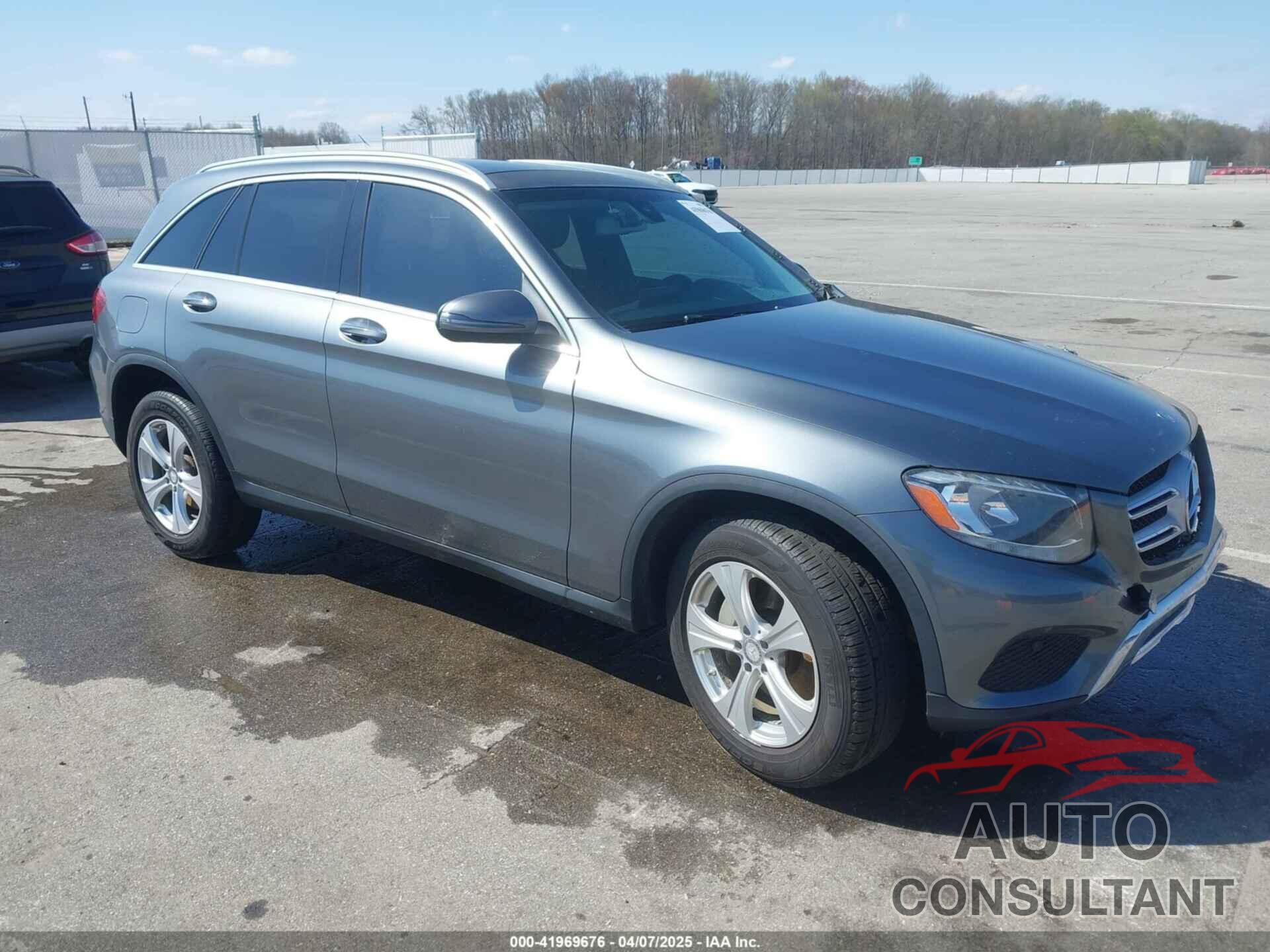 MERCEDES-BENZ GLC 300 2016 - WDC0G4KB4GF015863
