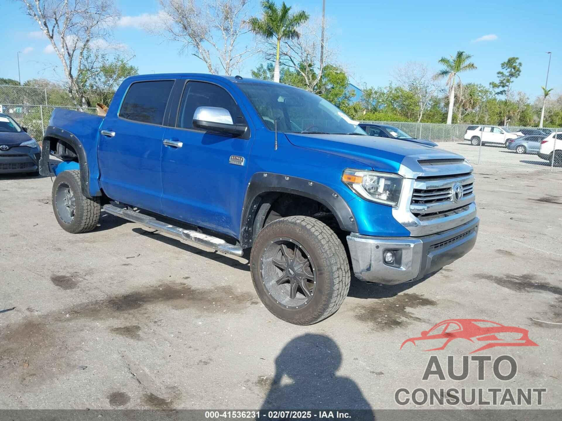 TOYOTA TUNDRA 2017 - 5TFGW5F1XHX225751