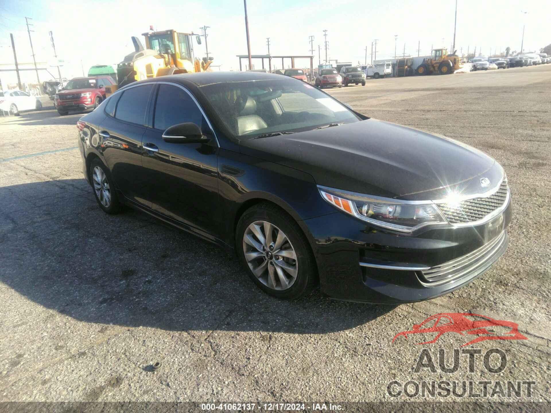 KIA OPTIMA 2018 - 5XXGU4L37JG231817