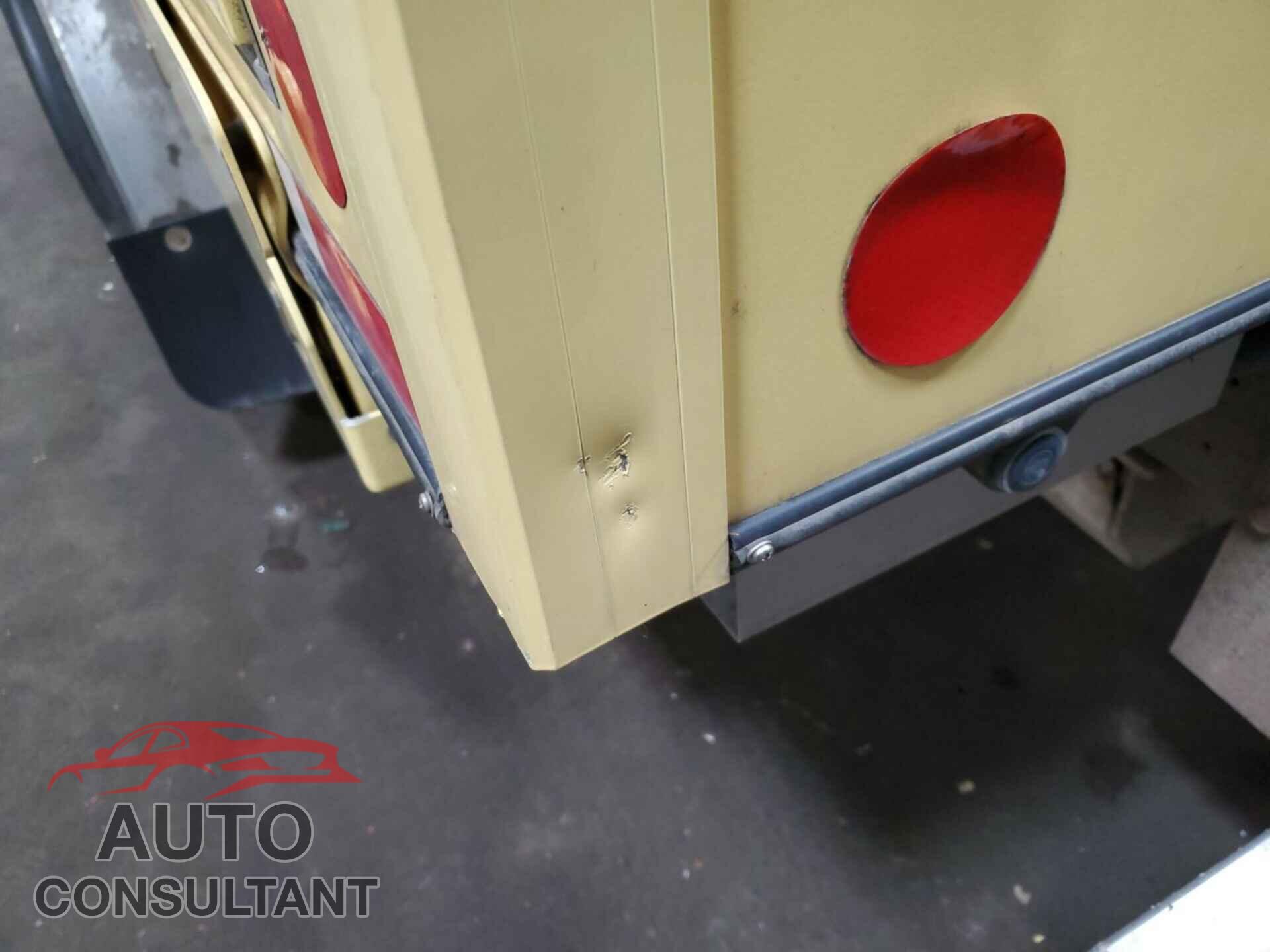 FORD ECONOLINE 2019 - 1FDXE4FS7KDC57731