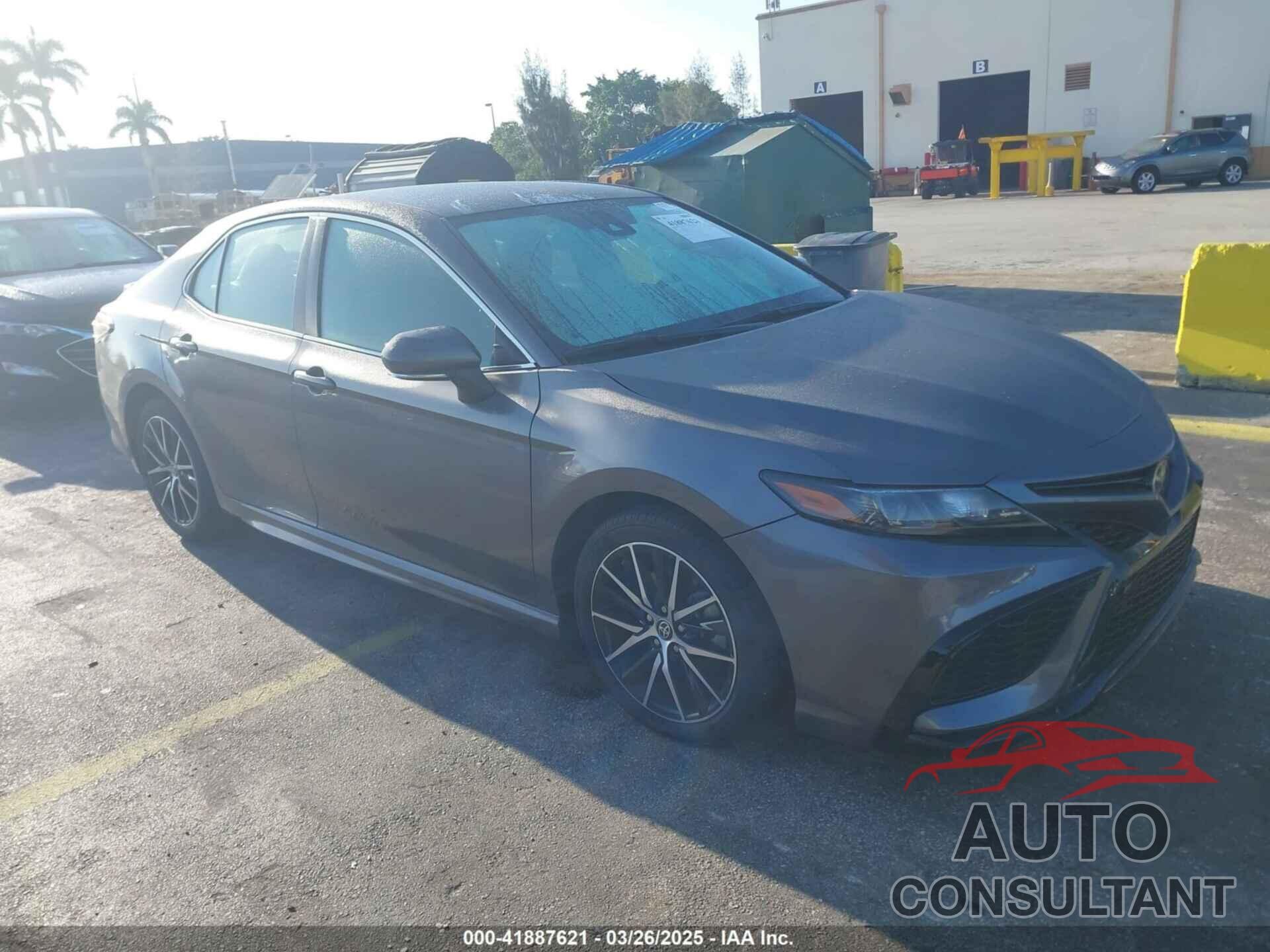 TOYOTA CAMRY 2023 - 4T1G11AK9PU090894