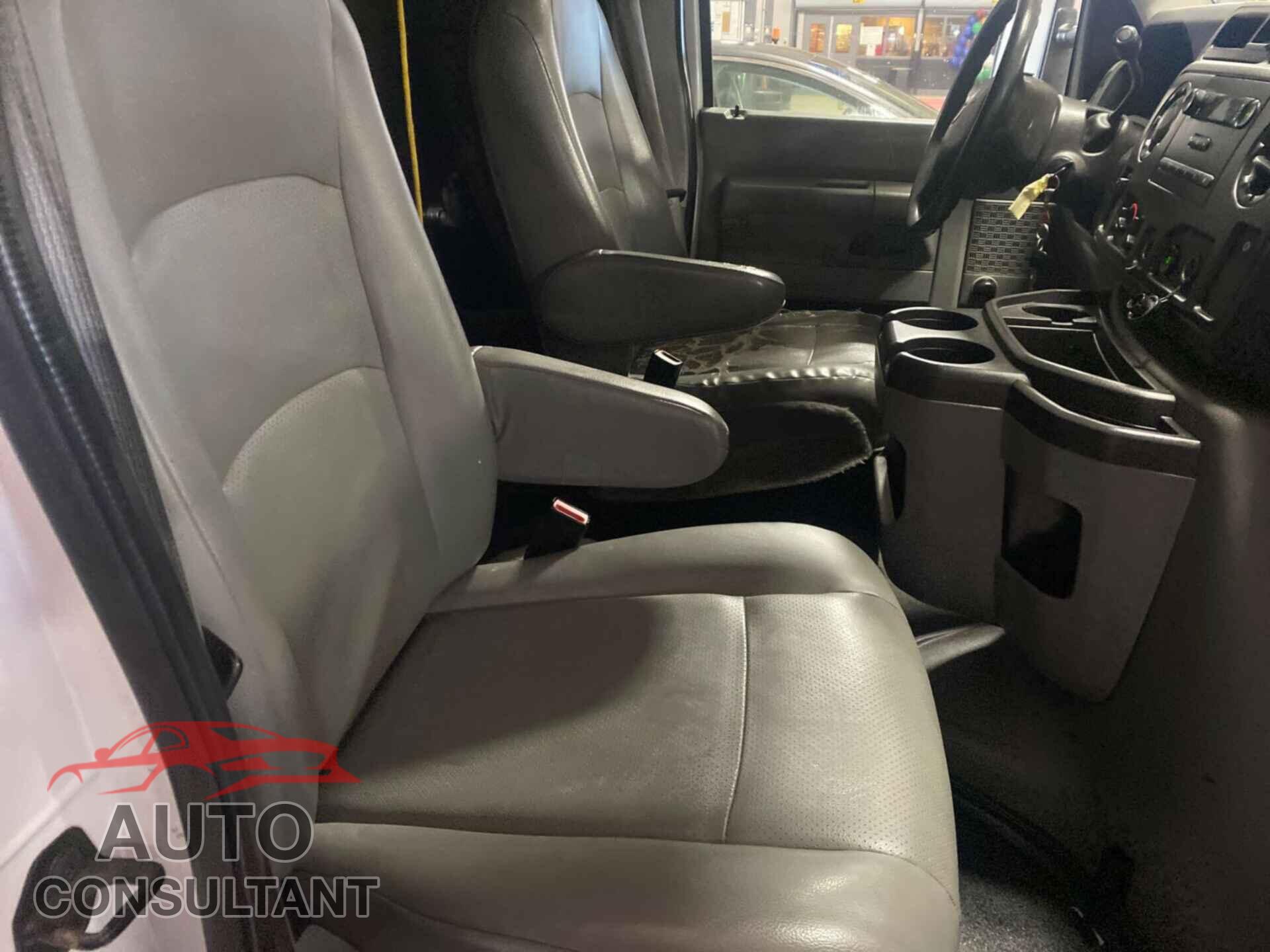 FORD ECONOLINE 2013 - 1FTNS1EW6DDA15135