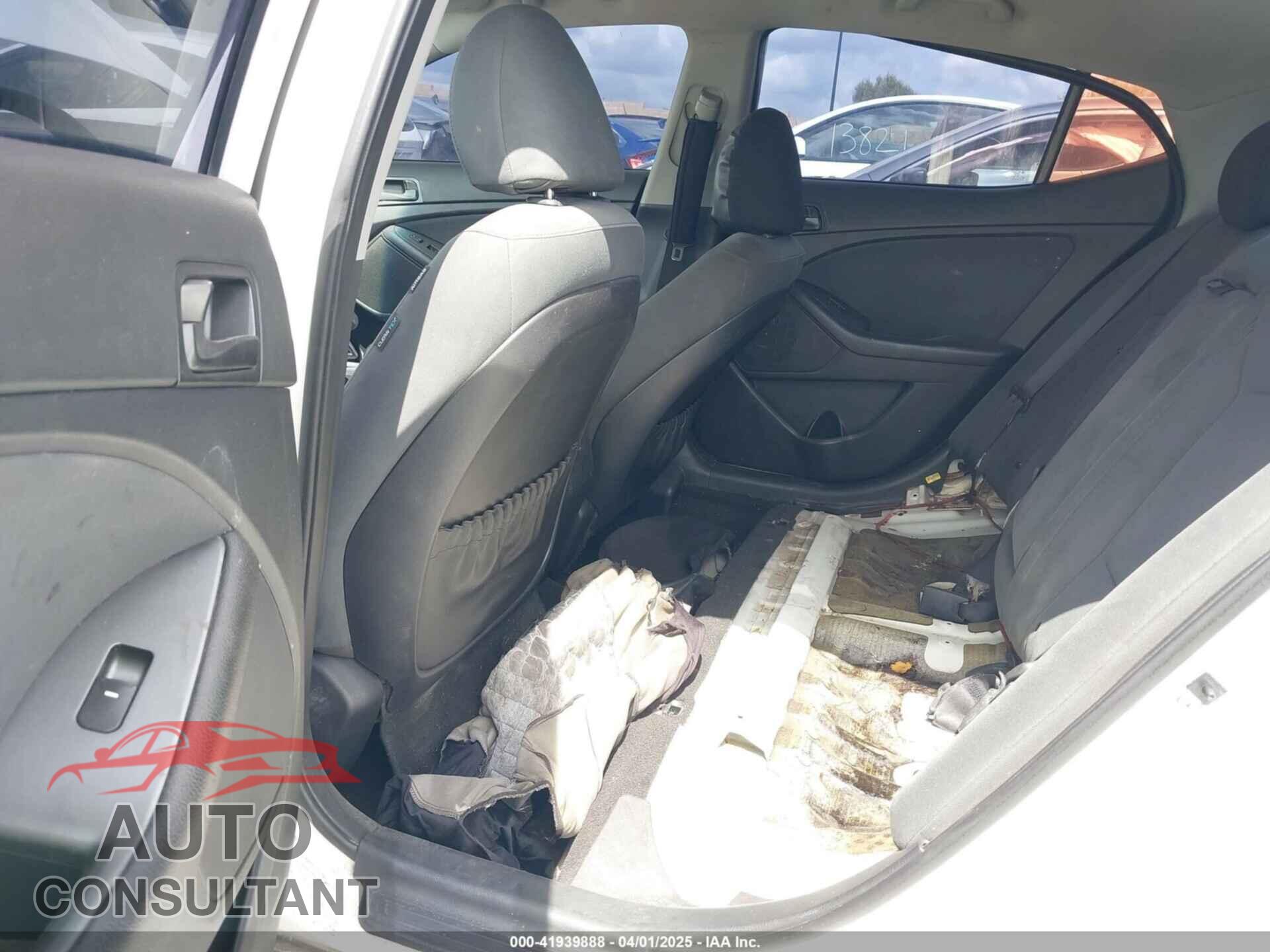 KIA OPTIMA 2015 - KNAGM4A70F5544142