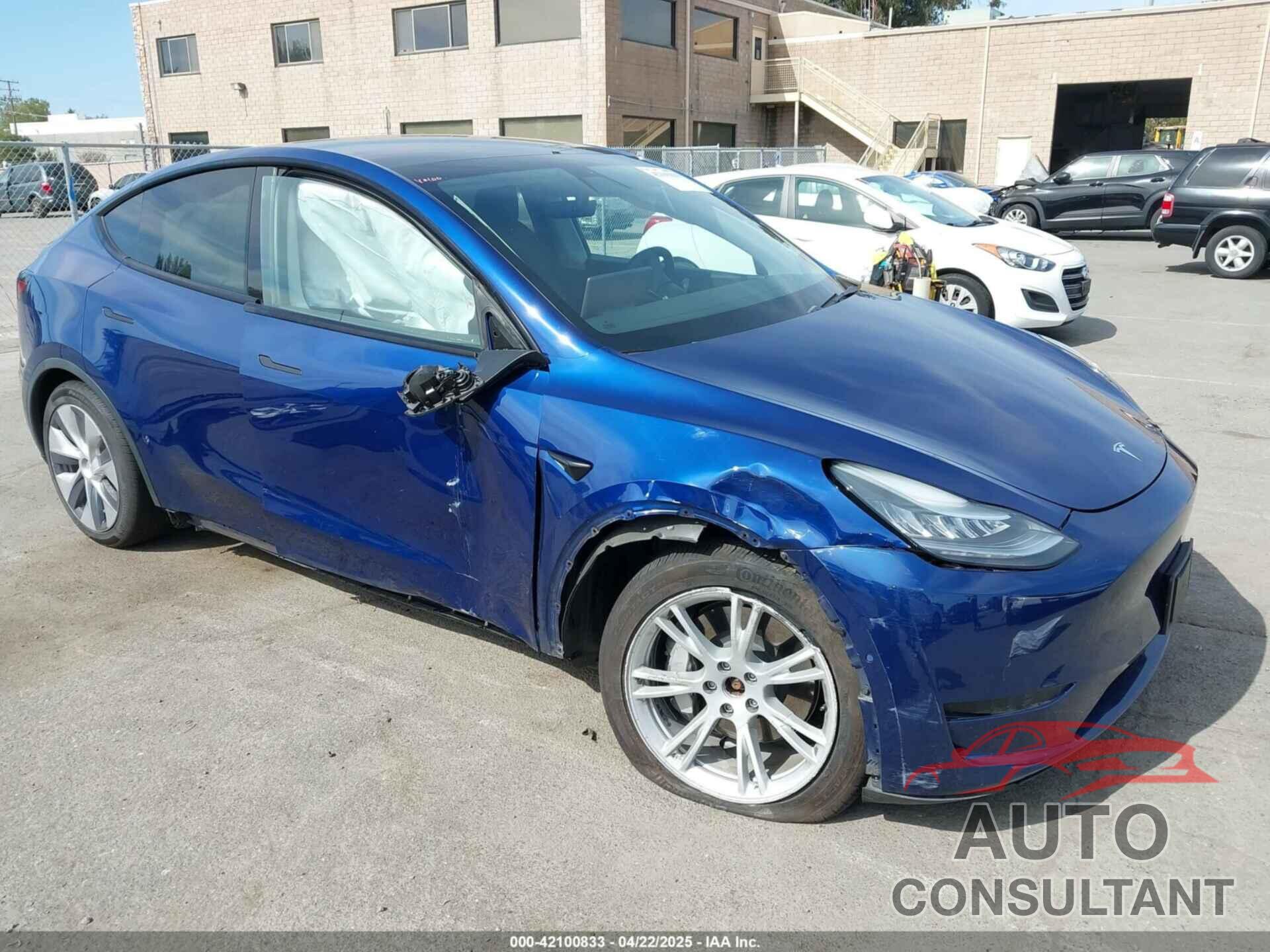 TESLA MODEL Y 2020 - 5YJYGDEE1LF006227