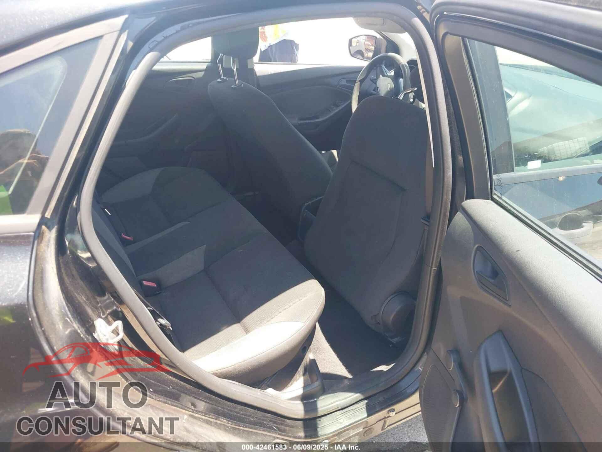 FORD FOCUS 2014 - 1FADP3E22EL253583