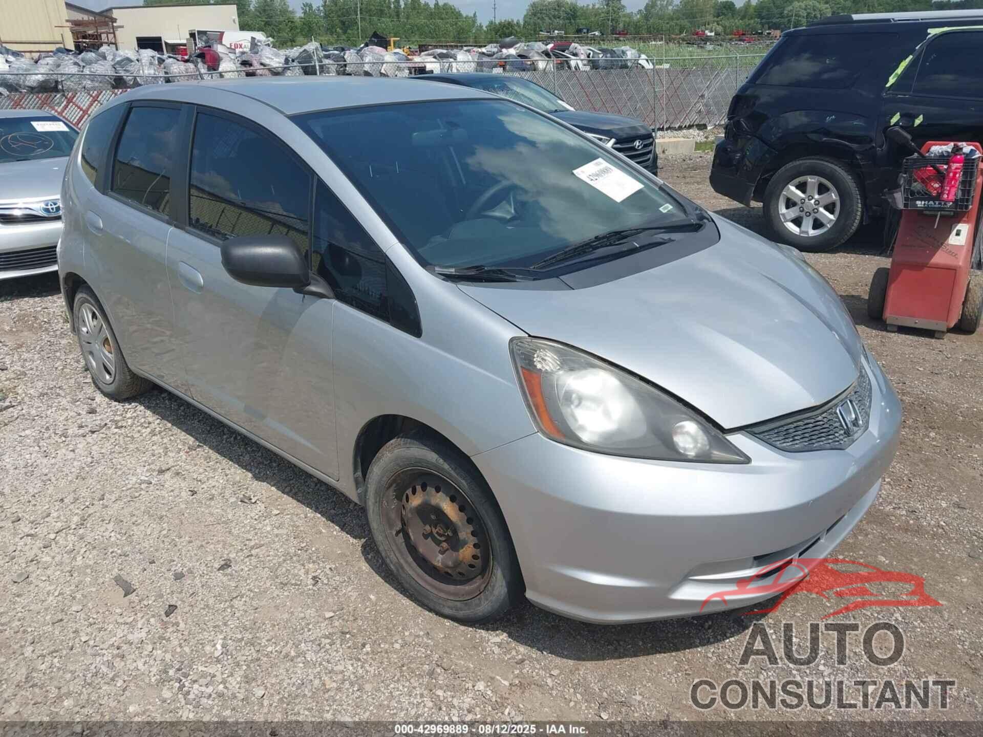 HONDA FIT 2011 - JHMGE8H38BC028660