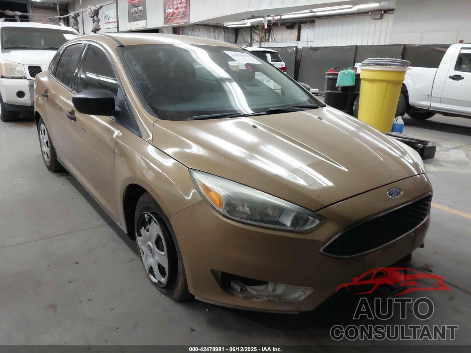 FORD FOCUS 2016 - 1FADP3E25GL320387