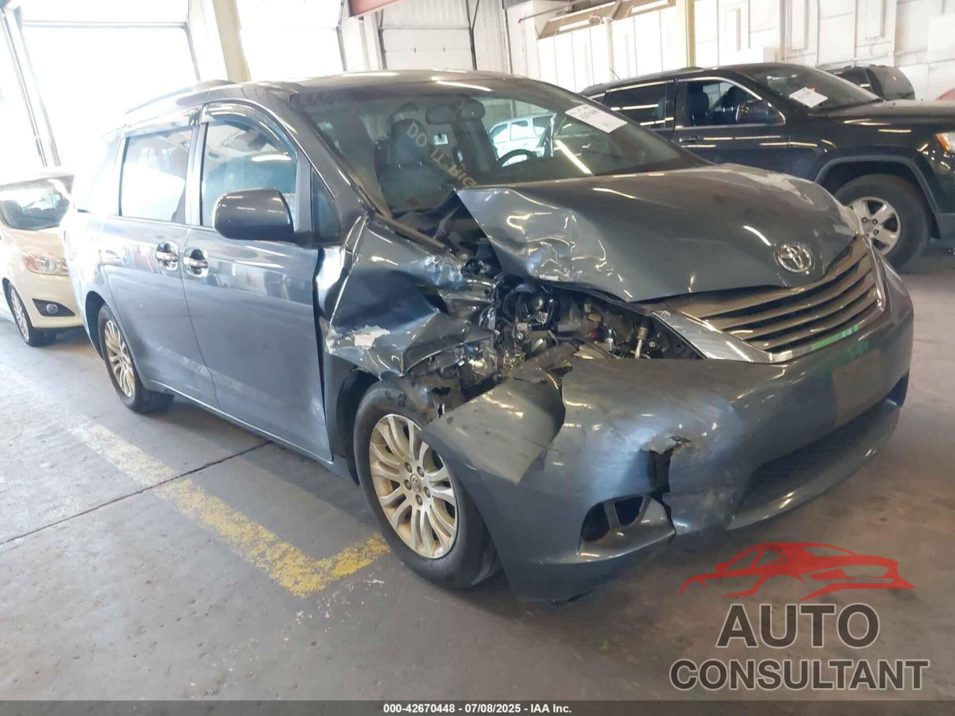 TOYOTA SIENNA 2016 - 5TDYK3DC9GS705230