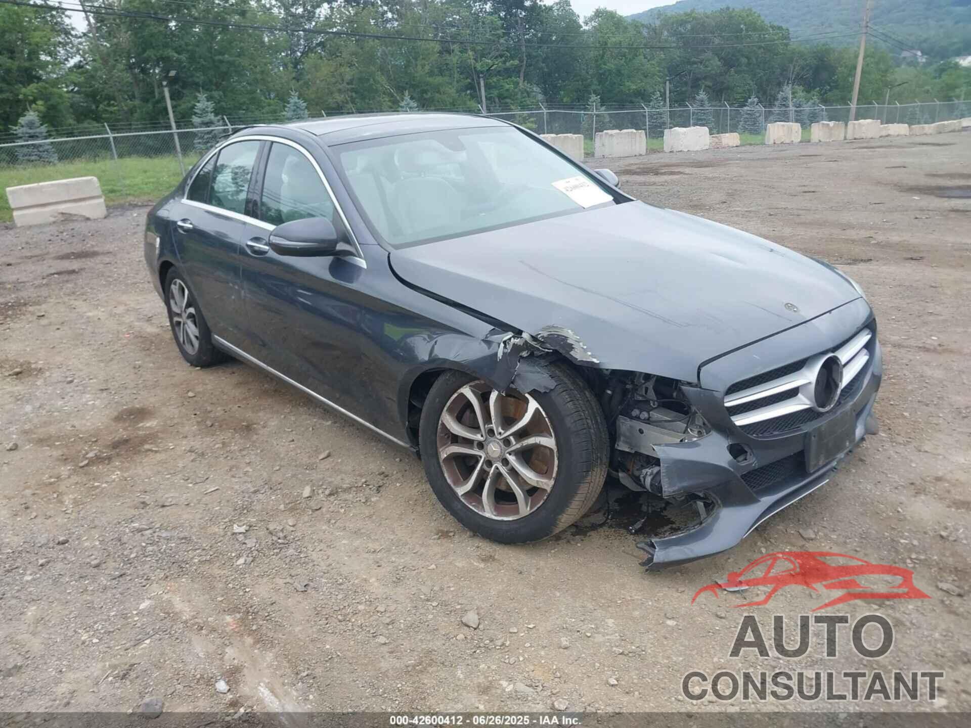 MERCEDES-BENZ C 300 2016 - 55SWF4KB2GU099431