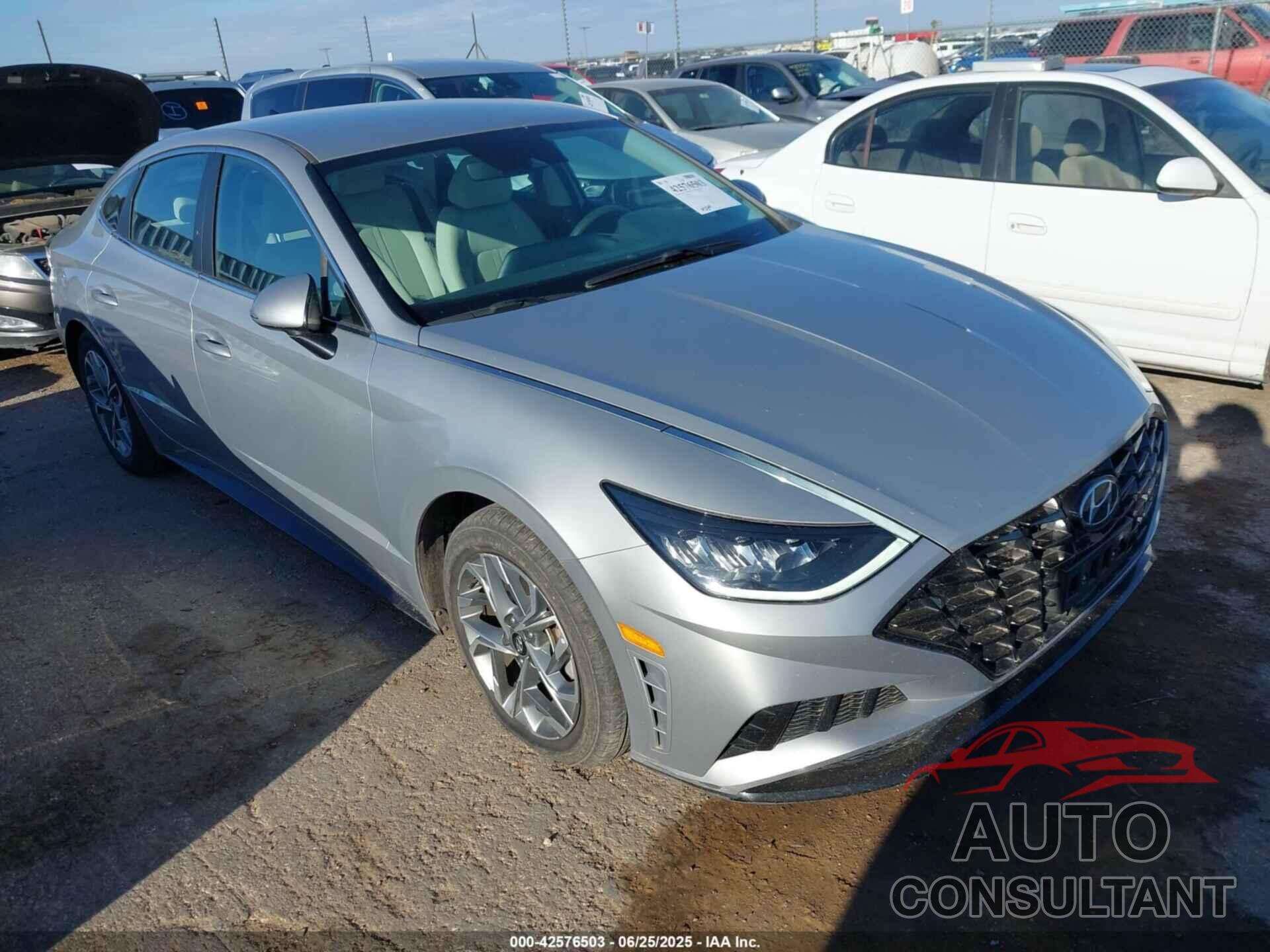 HYUNDAI SONATA 2023 - KMHL64JA4PA288146