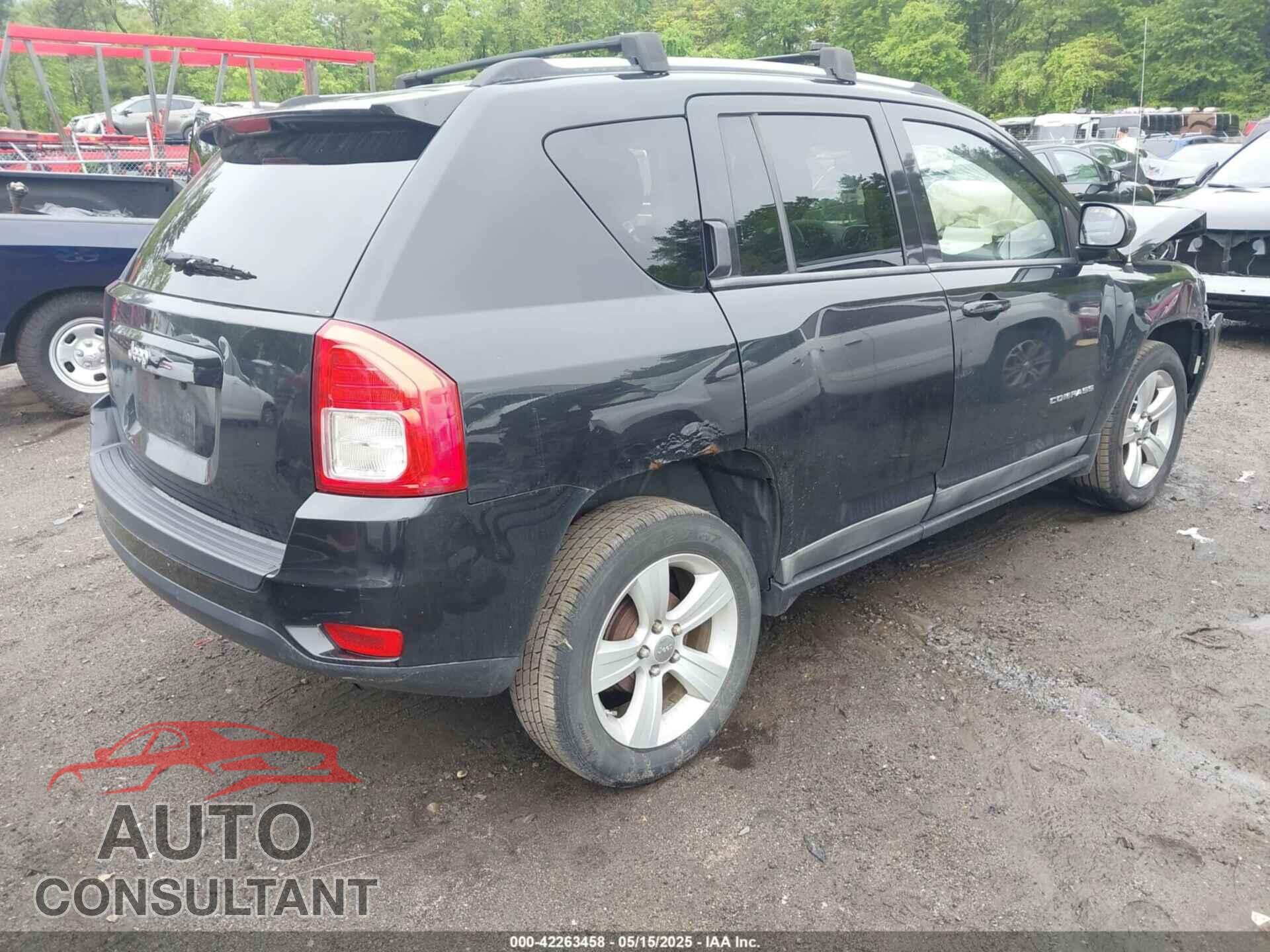 JEEP COMPASS 2011 - 1J4NT1FB4BD138352