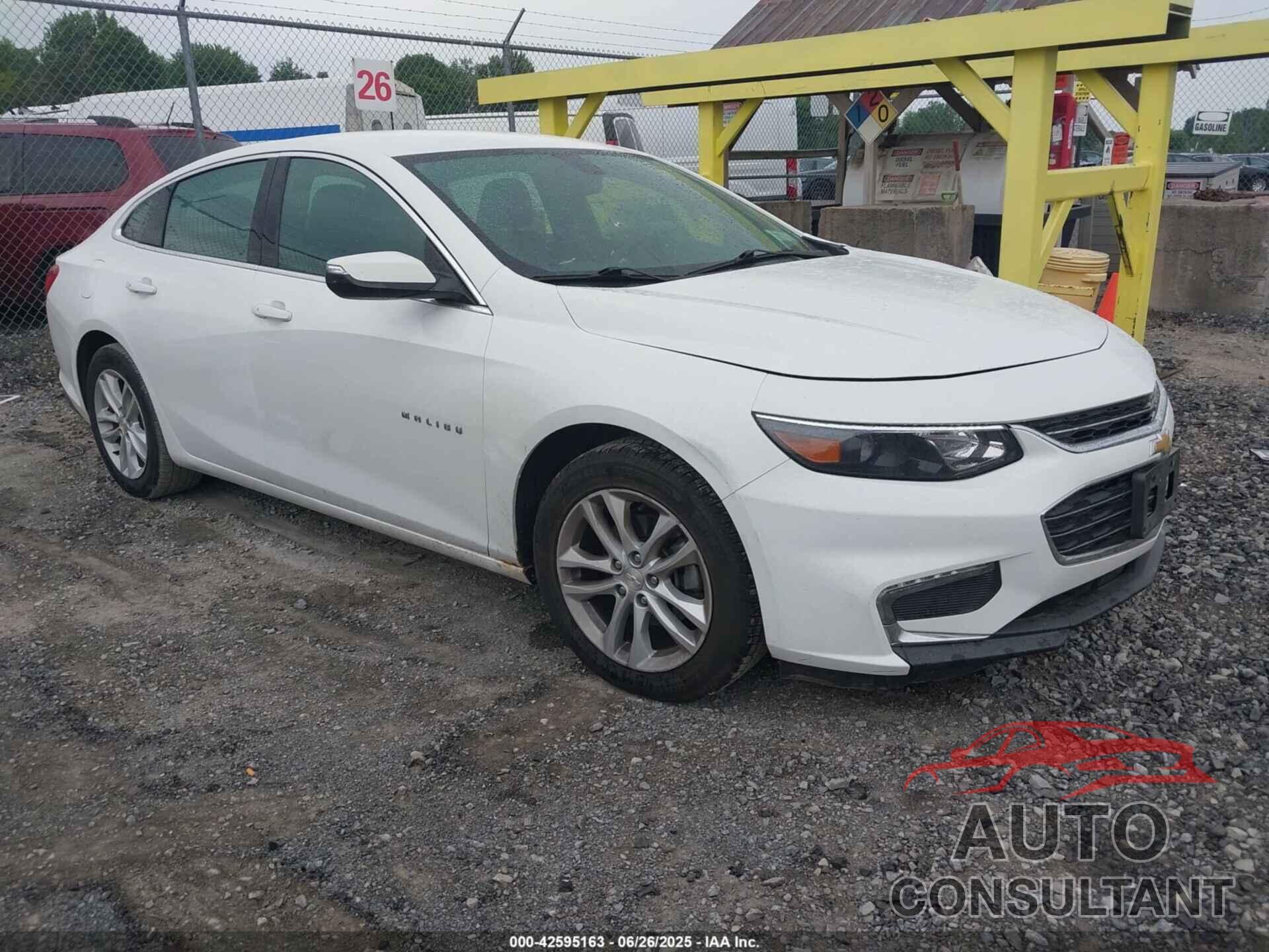 CHEVROLET MALIBU 2017 - 1G1ZE5ST2HF218584