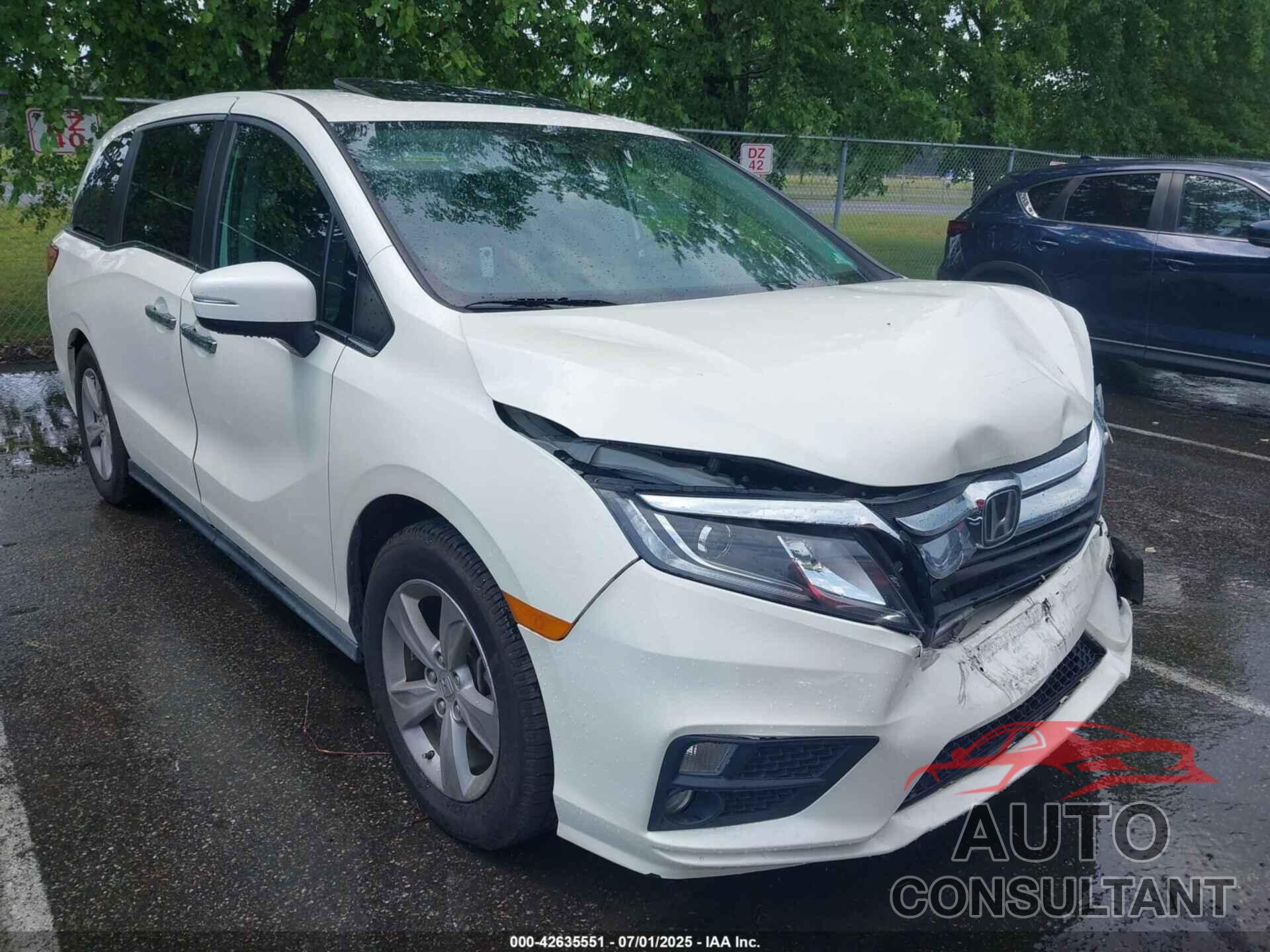 HONDA ODYSSEY 2018 - 5FNRL6H73JB085938