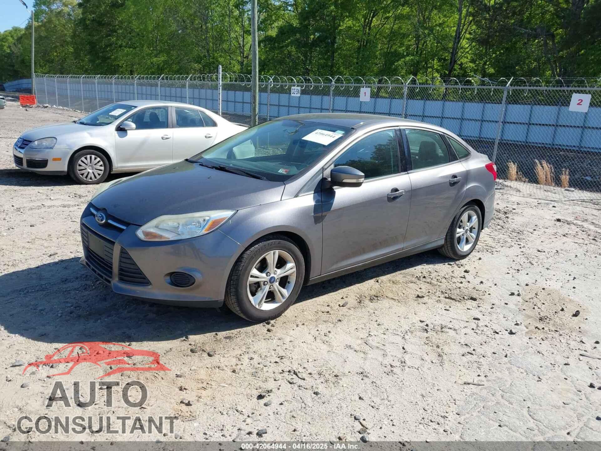 FORD FOCUS 2014 - 1FADP3F23EL109006