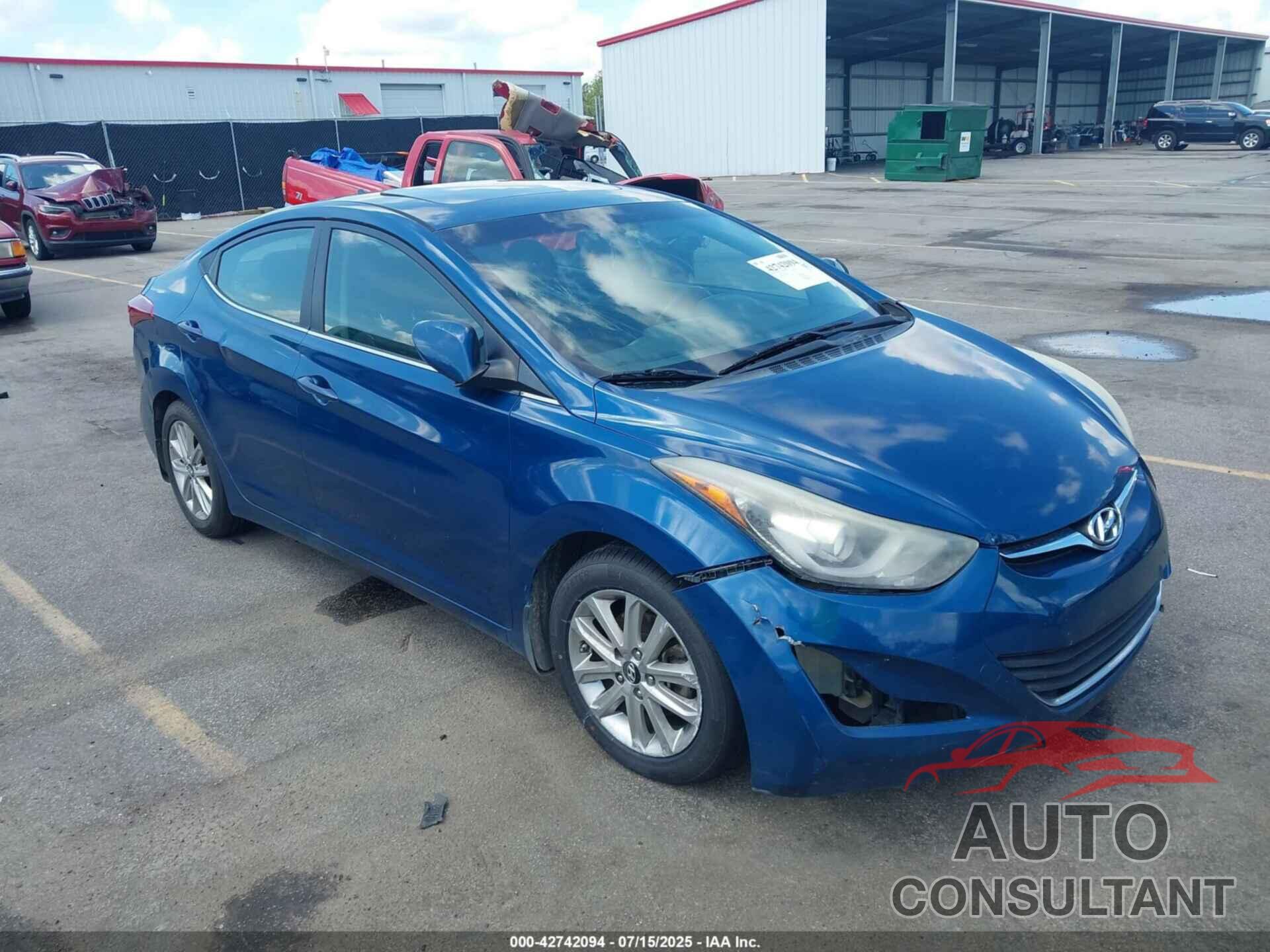 HYUNDAI ELANTRA 2015 - KMHDH4AE8FU297849