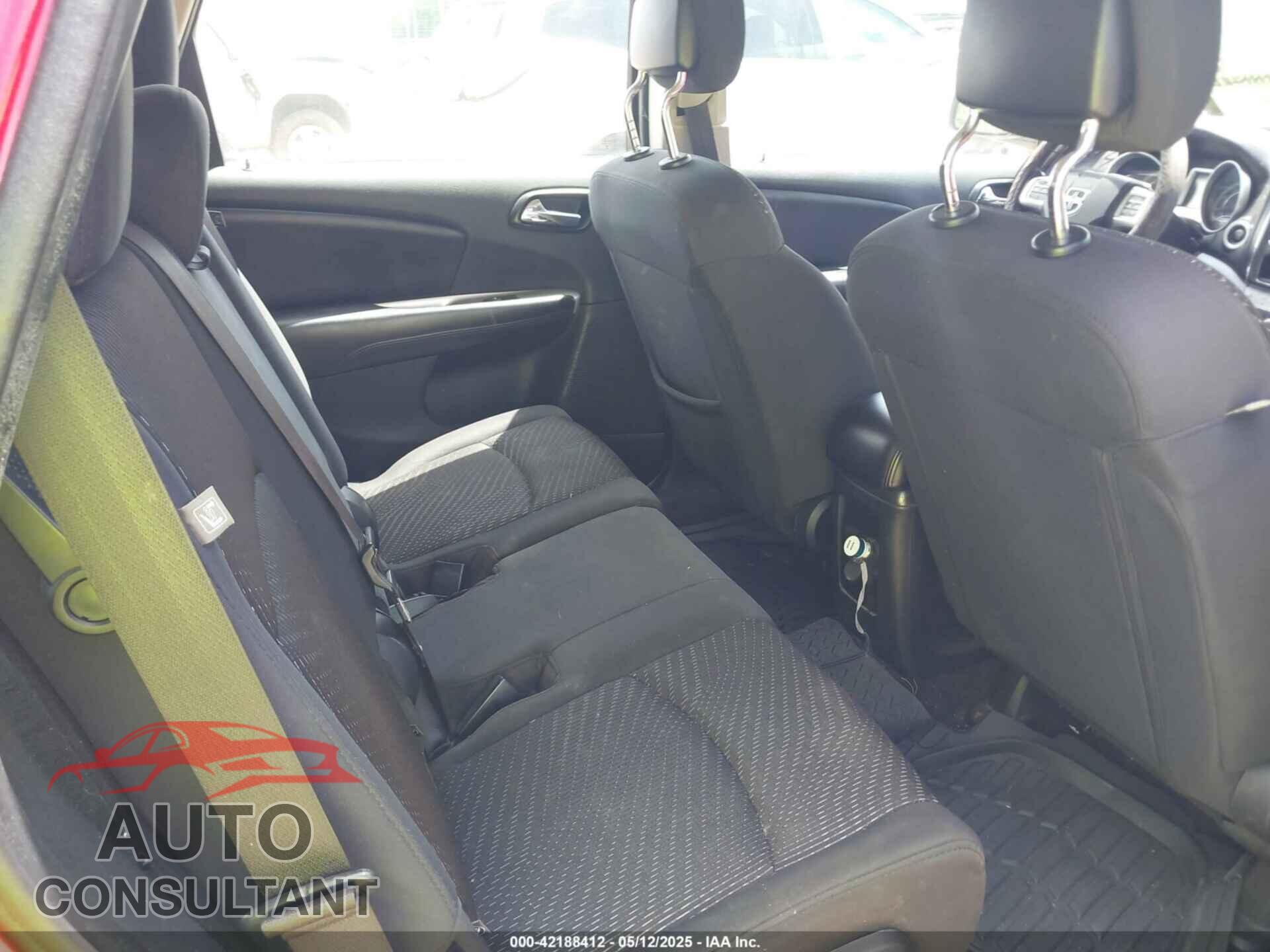 DODGE JOURNEY 2015 - 3C4PDCAB5FT630211