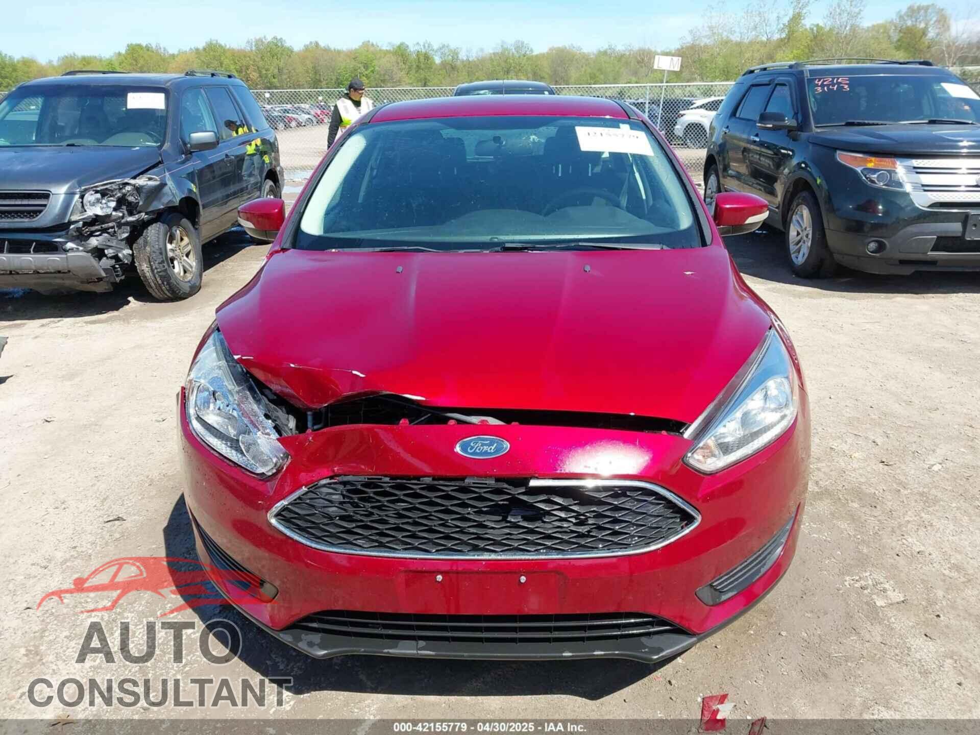 FORD FOCUS 2017 - 1FADP3K25HL209375