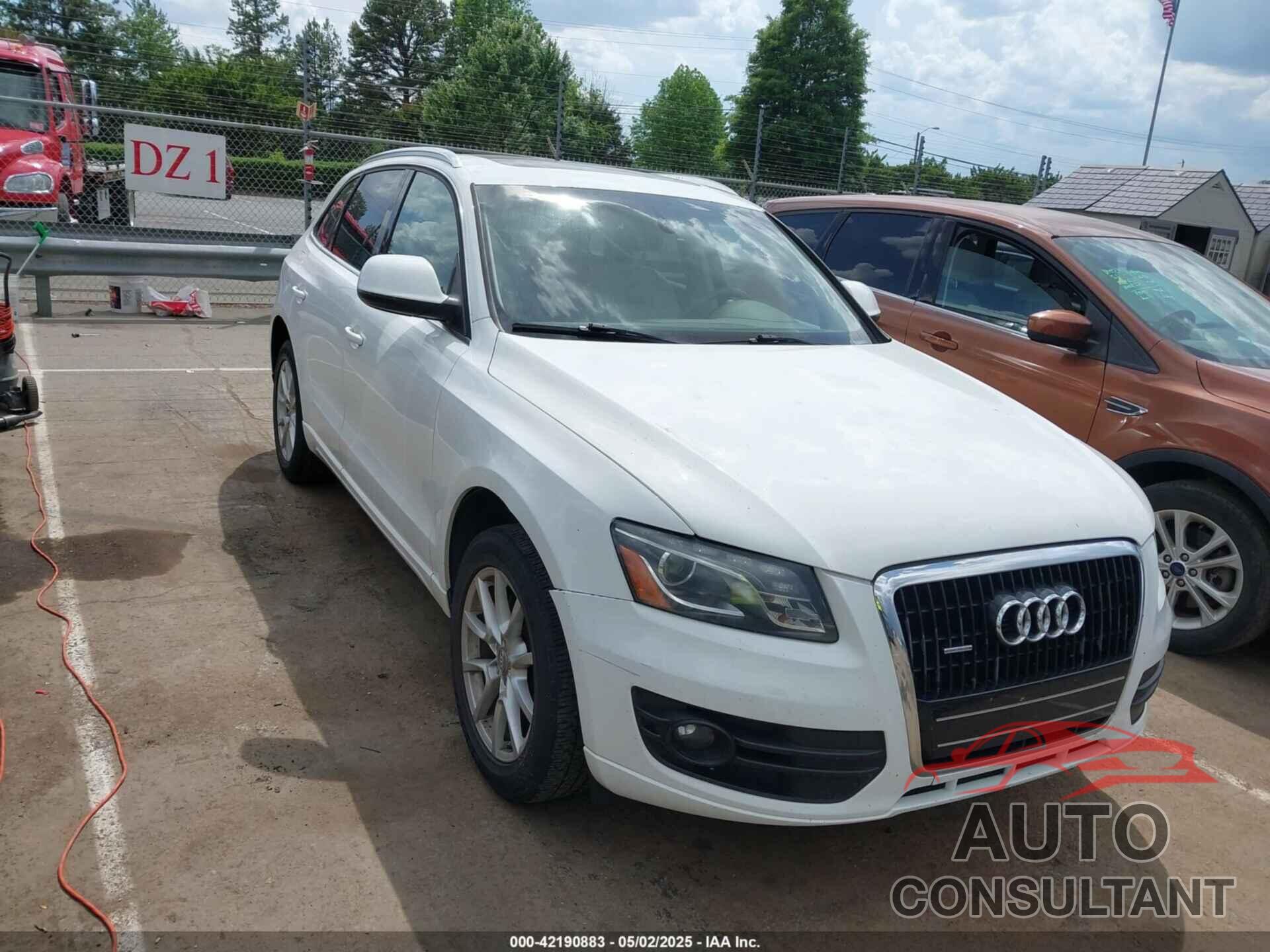 AUDI Q5 2010 - WA1LKAFPXAA021784