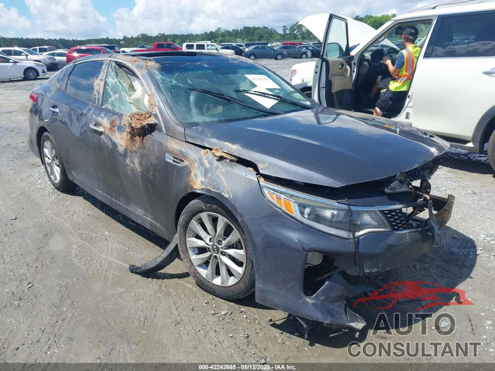 KIA OPTIMA 2018 - 5XXGT4L35JG236923