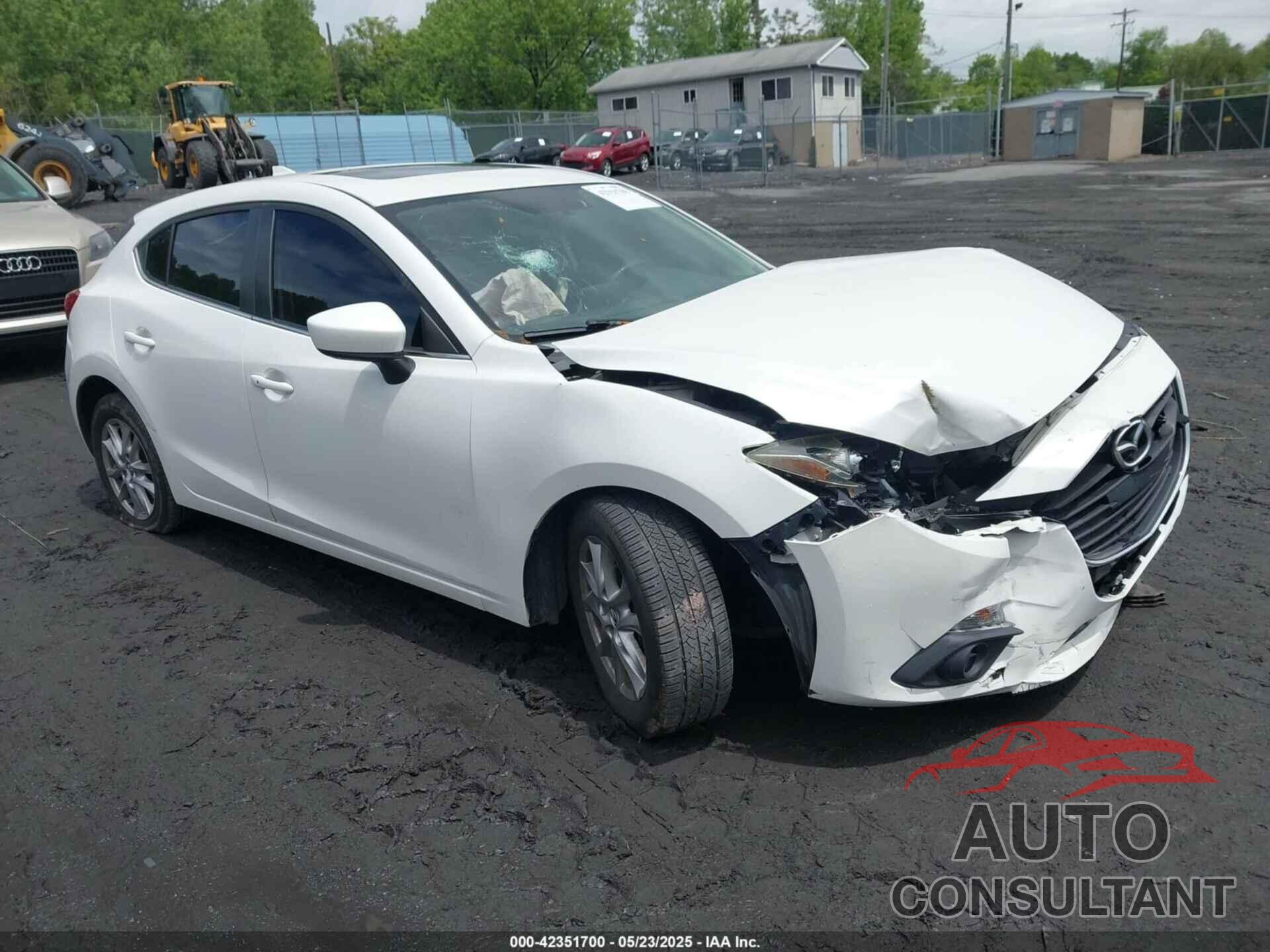 MAZDA MAZDA3 2016 - JM1BM1M70G1316450