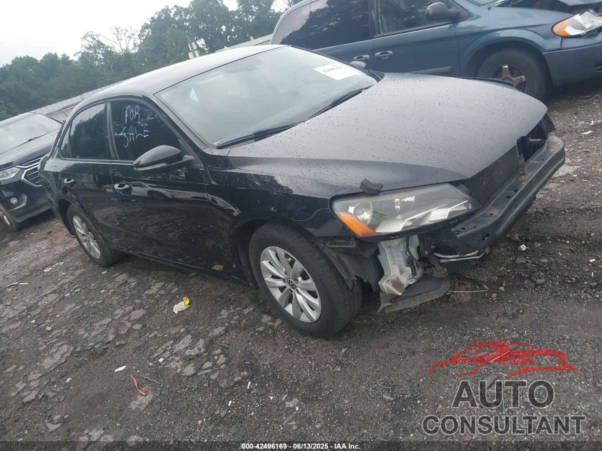 VOLKSWAGEN PASSAT 2012 - 1VWAP7A35CC070143