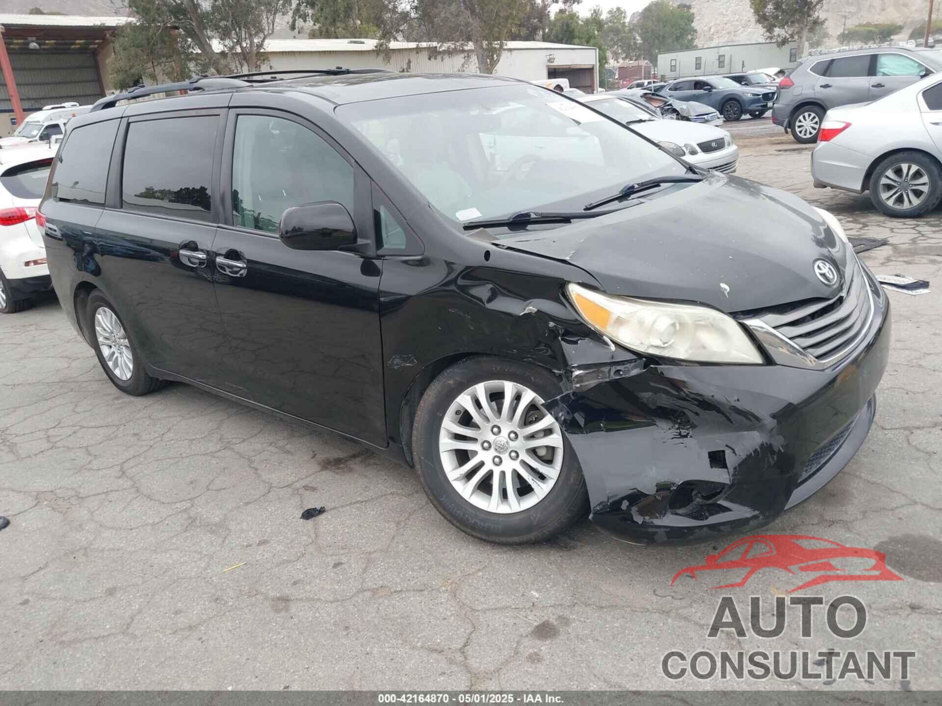TOYOTA SIENNA 2013 - 5TDYK3DC5DS386789