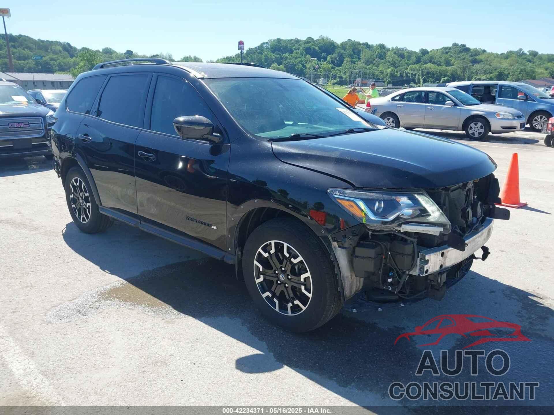 NISSAN PATHFINDER 2020 - 5N1DR2CM5LC639961