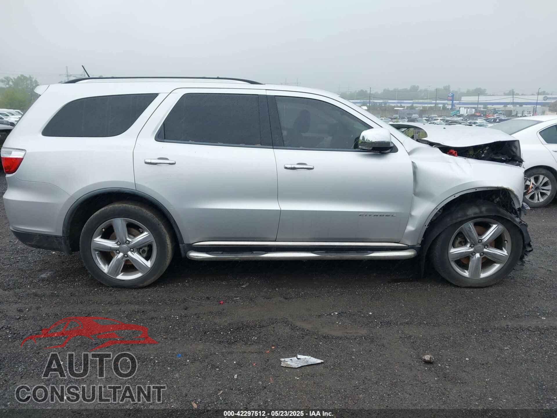 DODGE DURANGO 2011 - 1D4RD5GG9BC651448