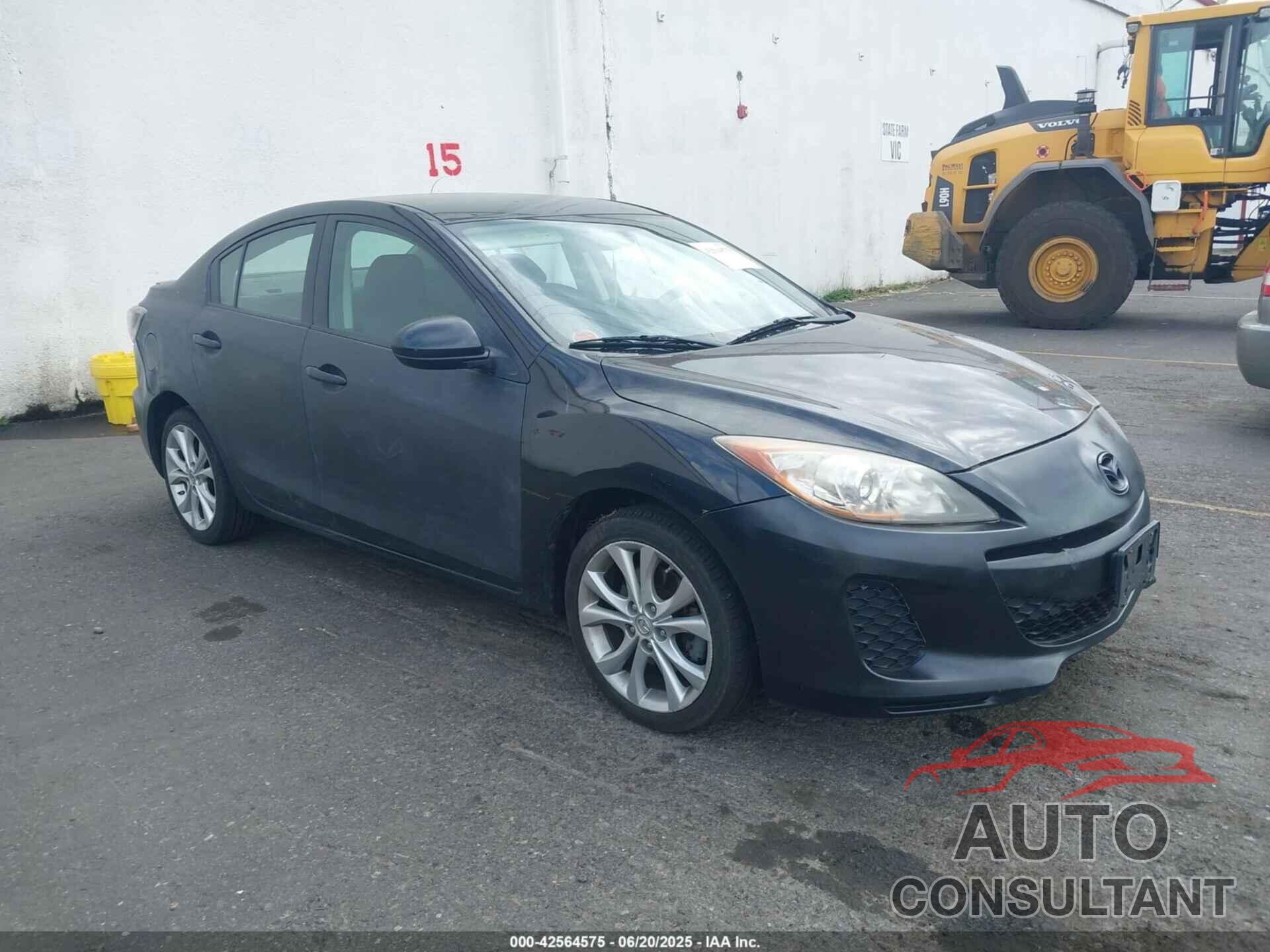 MAZDA MAZDA3 2011 - JM1BL1U53B1428413