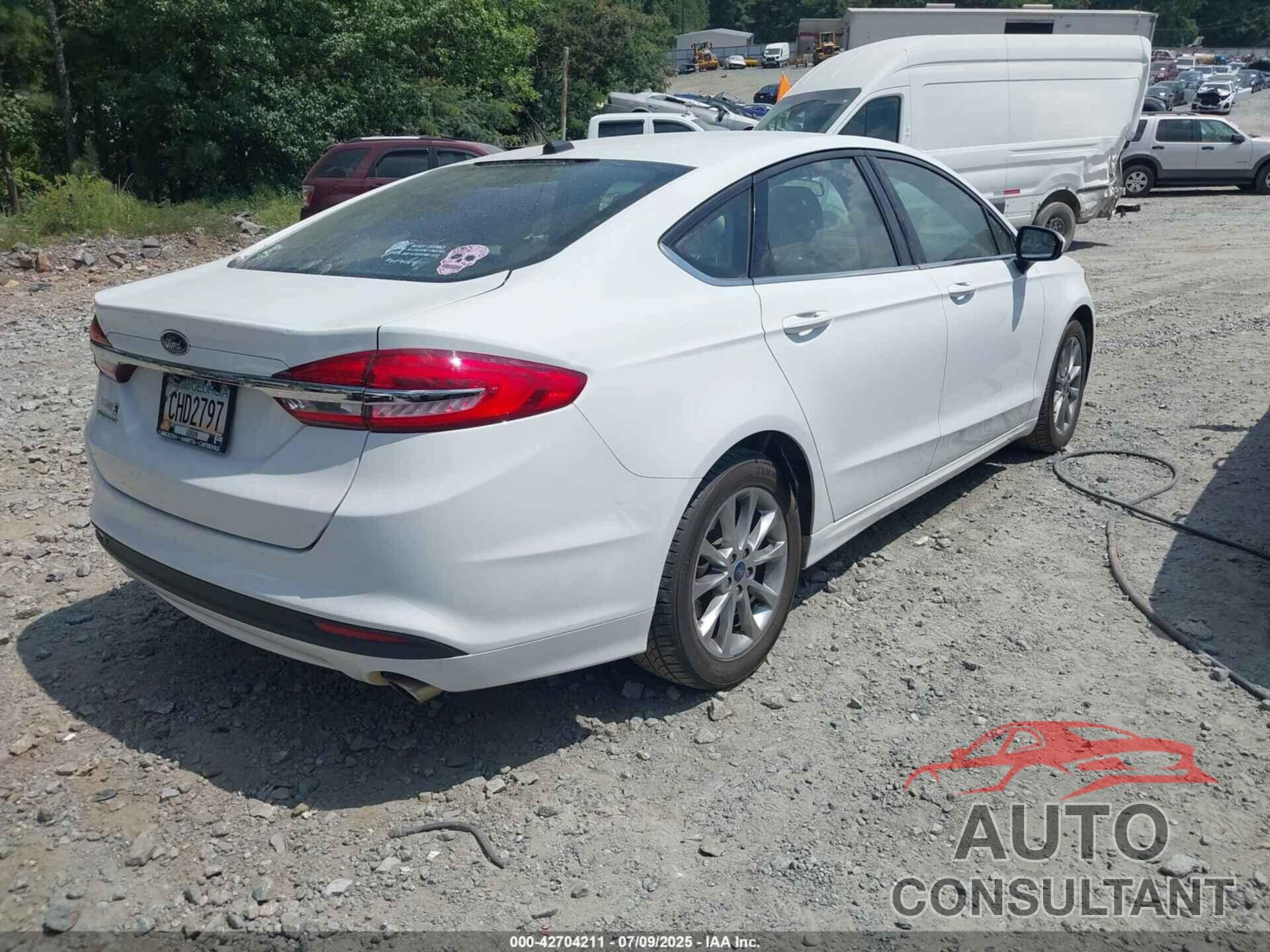 FORD FUSION 2017 - 3FA6P0G71HR327906