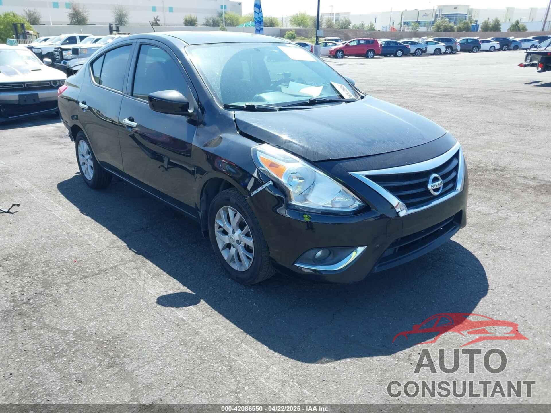NISSAN VERSA 2019 - 3N1CN7AP7KL816277