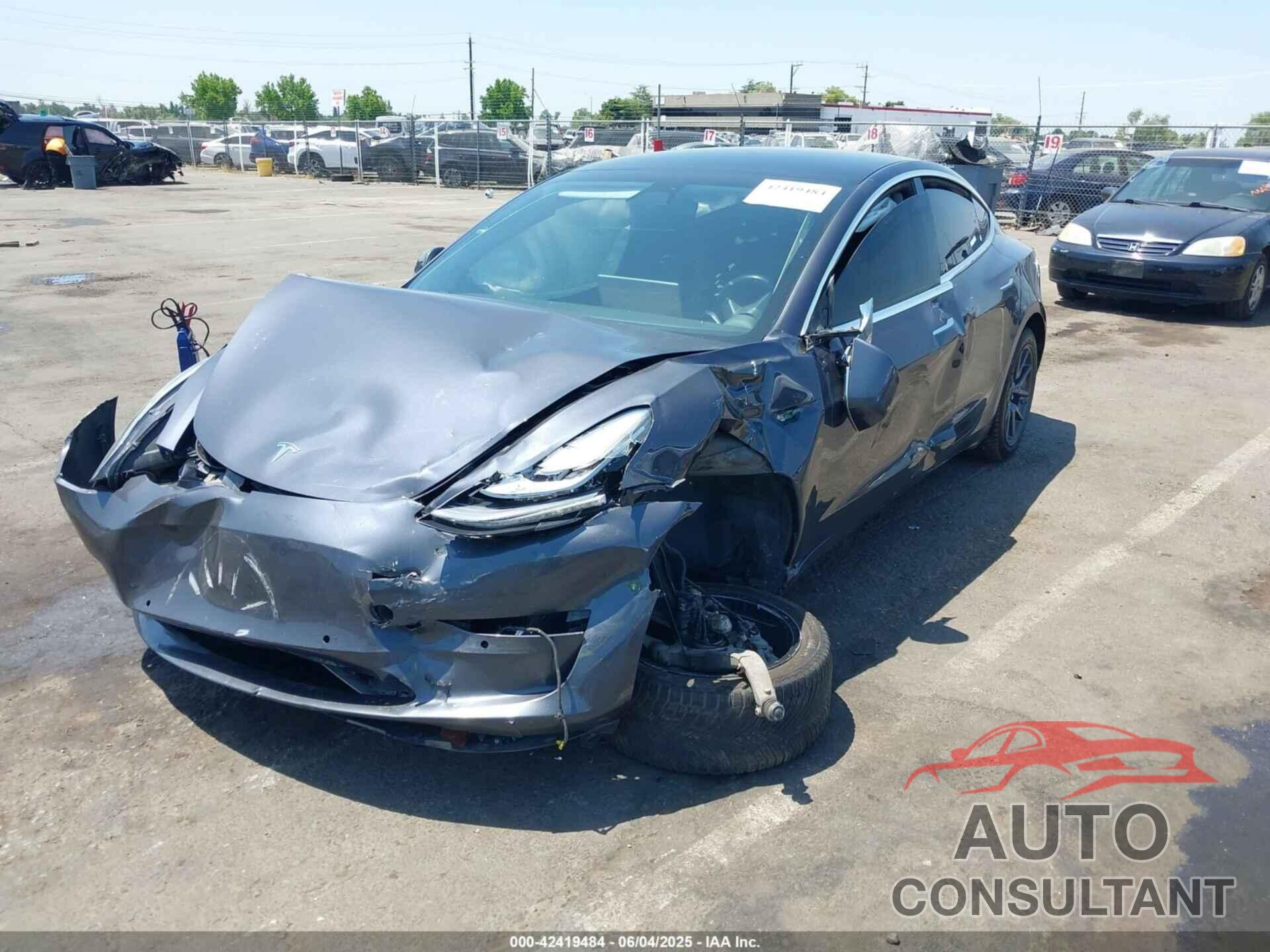 TESLA MODEL 3 2018 - 5YJ3E1EB5JF104159